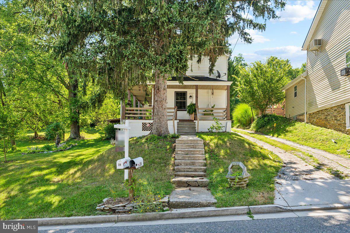 MIDDLETOWN - Residential