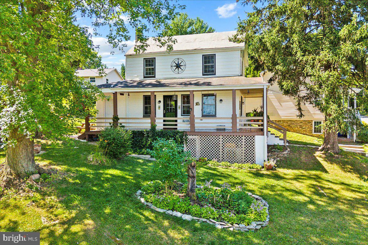 MIDDLETOWN - Residential