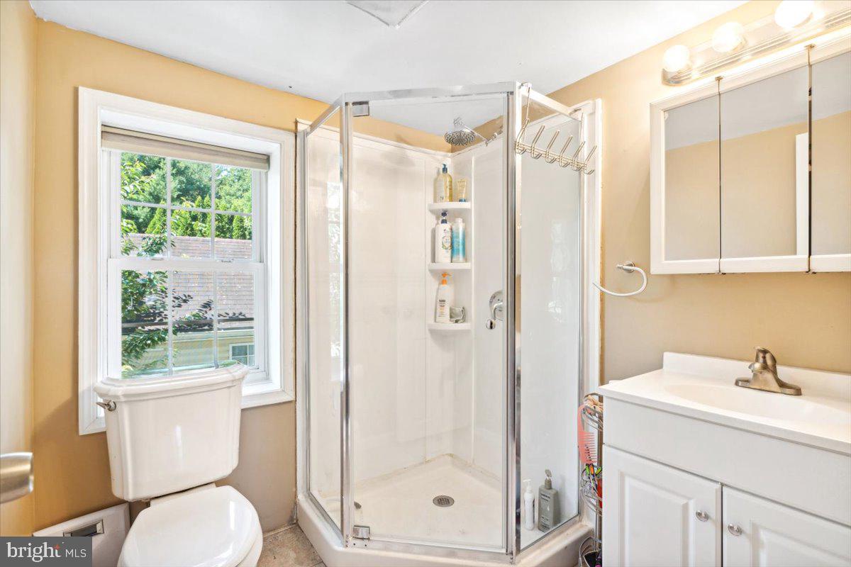 MIDDLETOWN - Residential