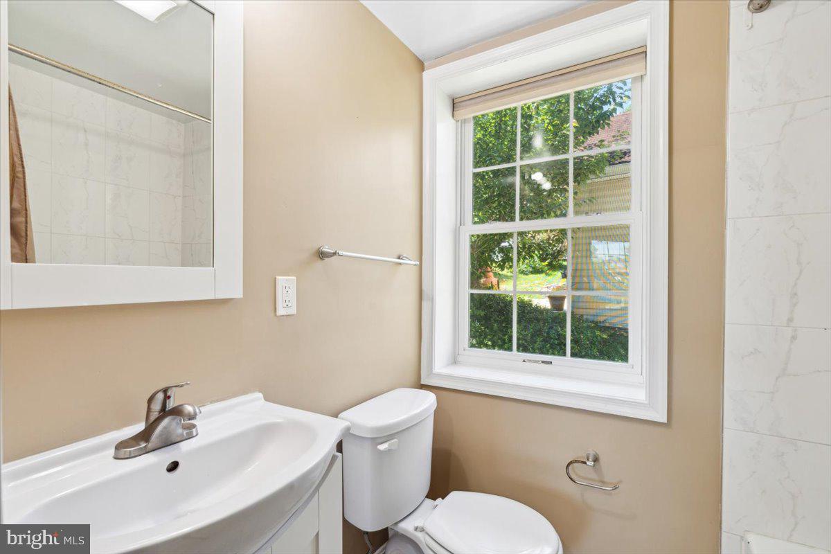 MIDDLETOWN - Residential