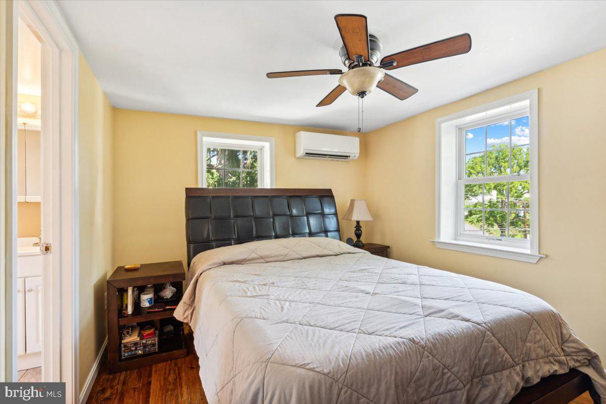 MIDDLETOWN - Residential