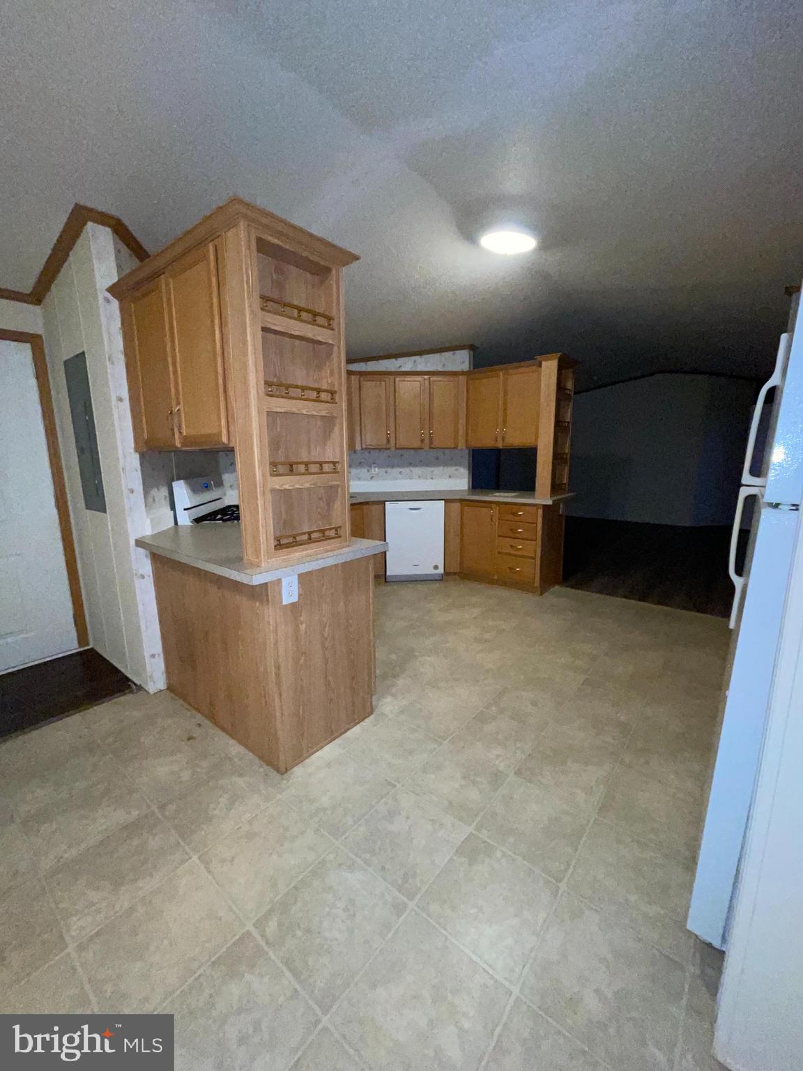 THUNDERBIRD ESTATES - Residential