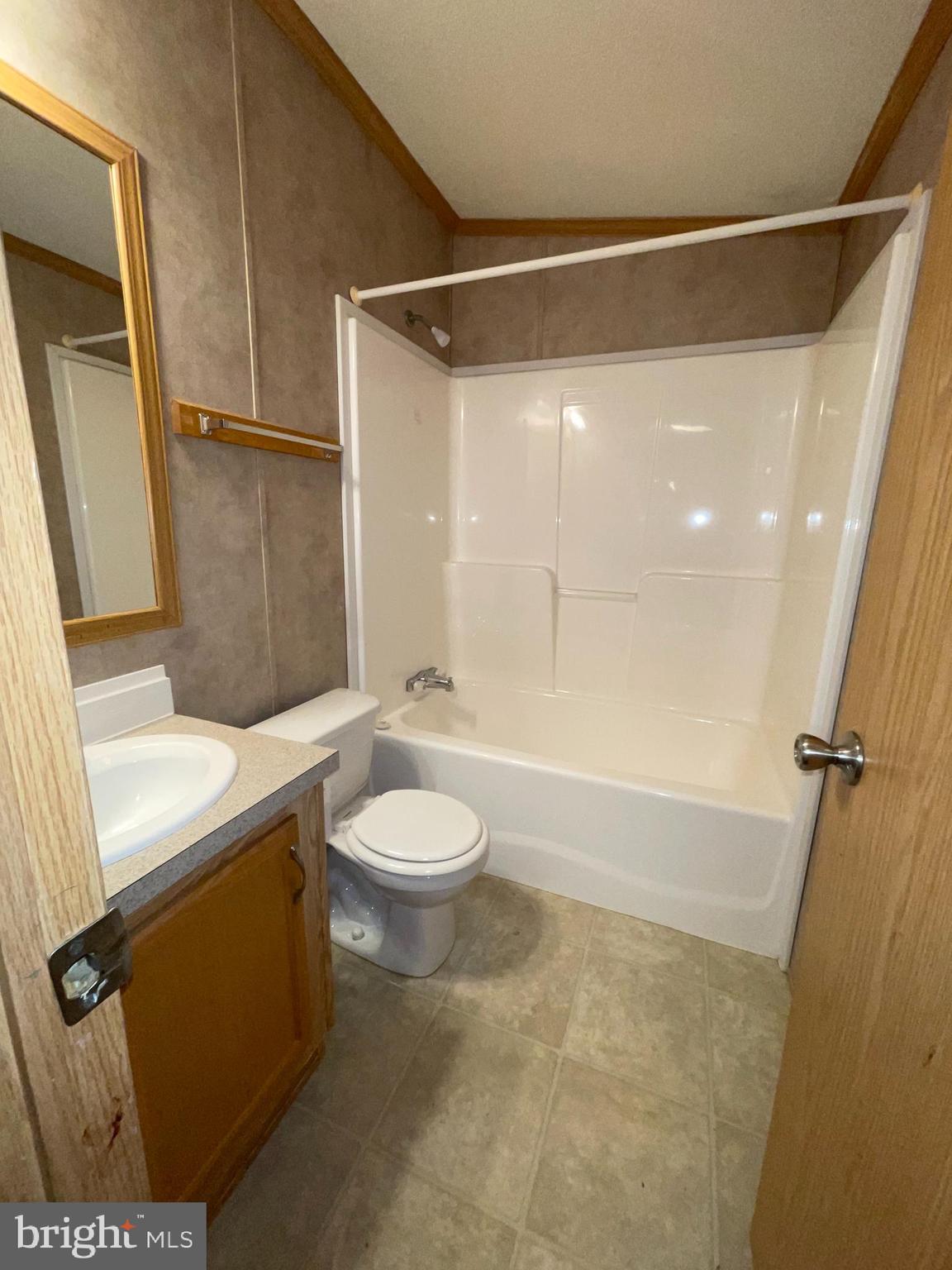 THUNDERBIRD ESTATES - Residential