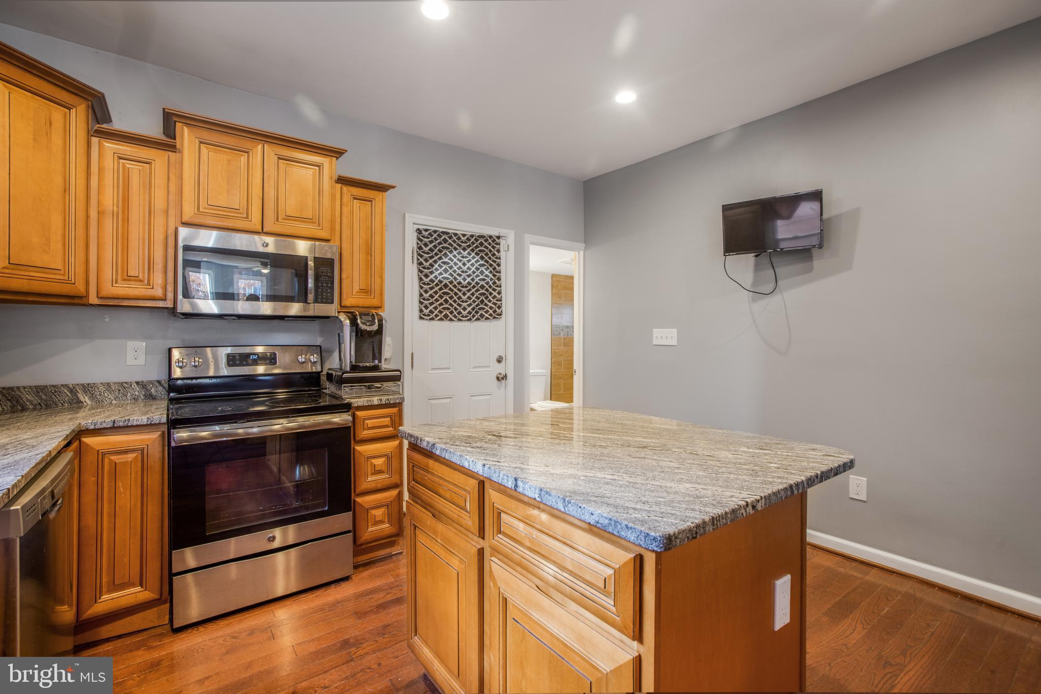 WAVERLY - Residential