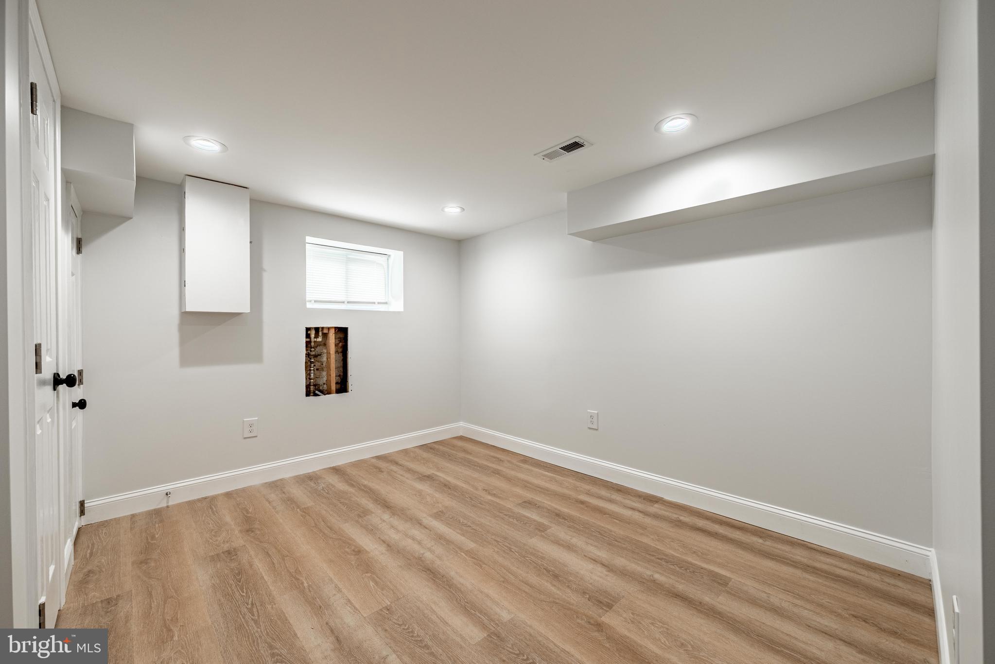 HIGHLANDTOWN - Residential
