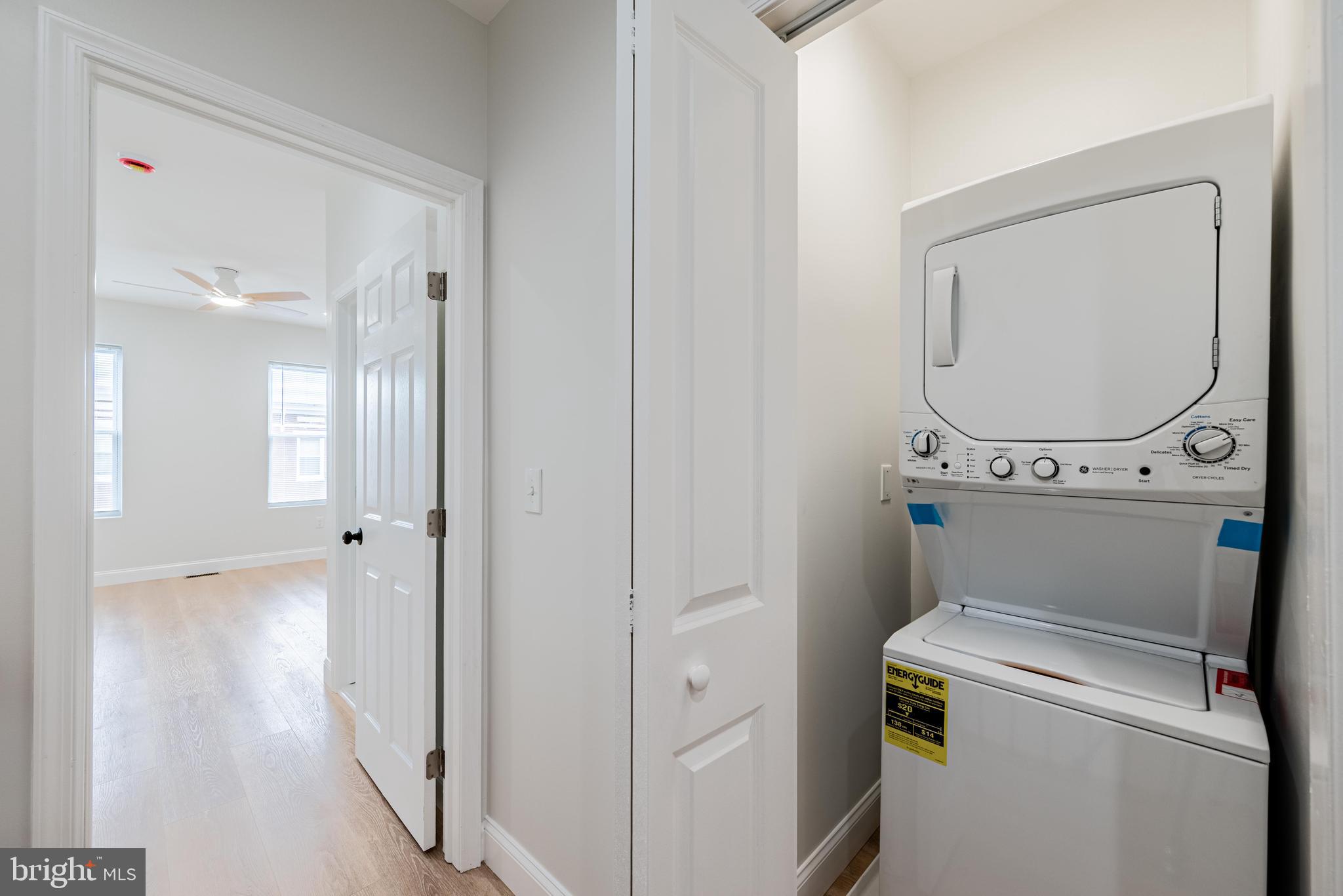 HIGHLANDTOWN - Residential