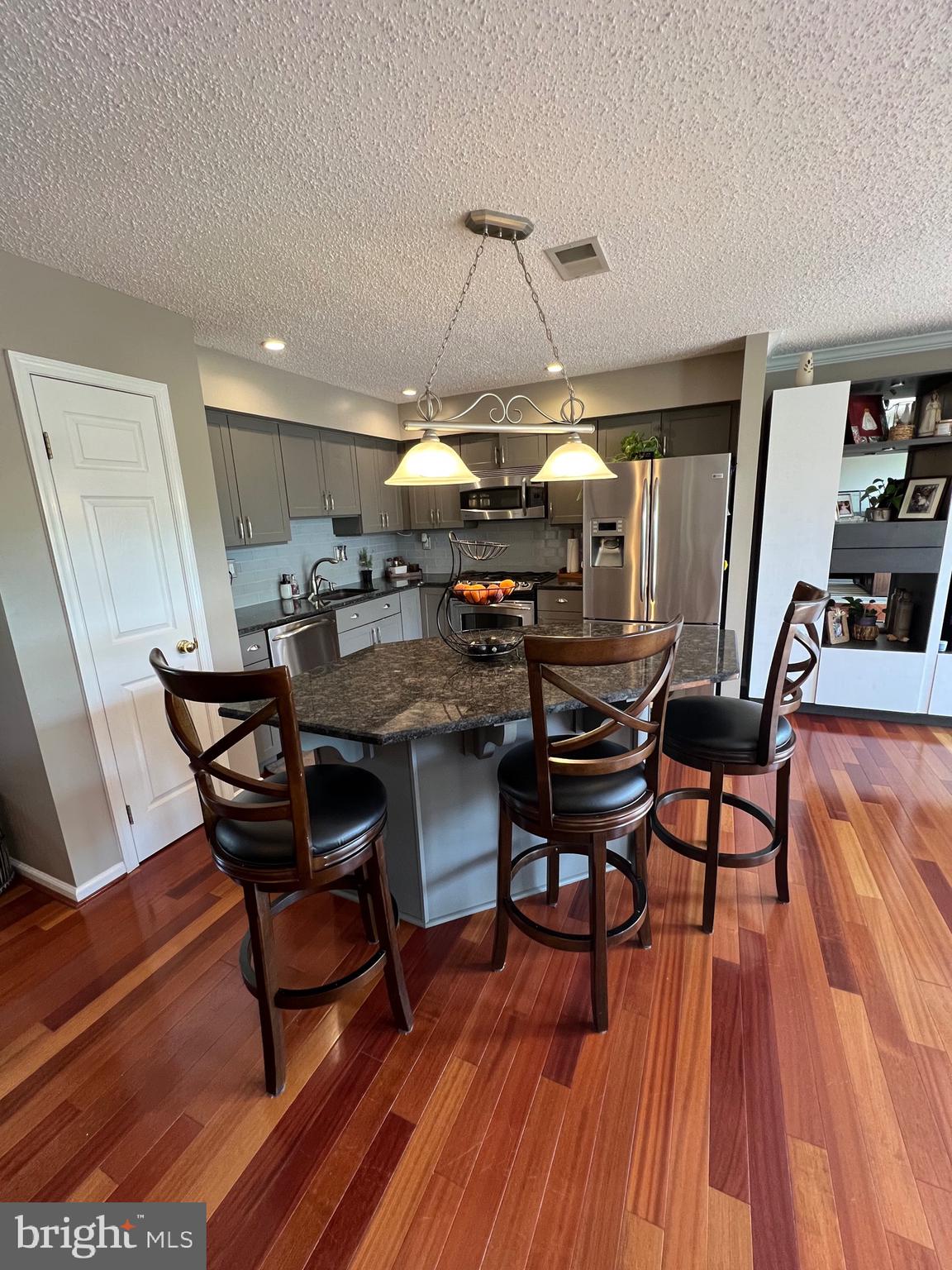 INDIAN CREEK - Residential Lease