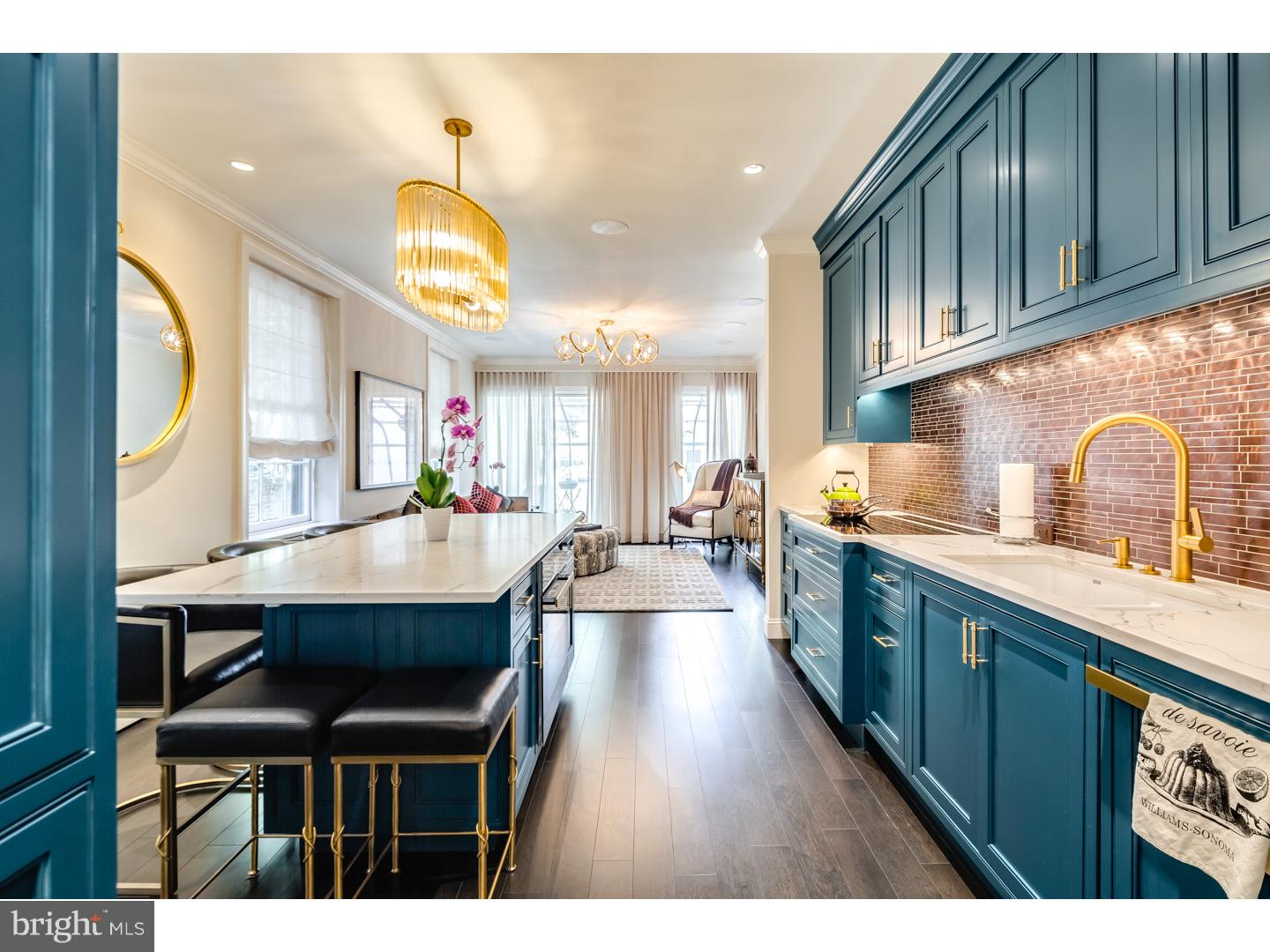 SOCIETY HILL - Residential