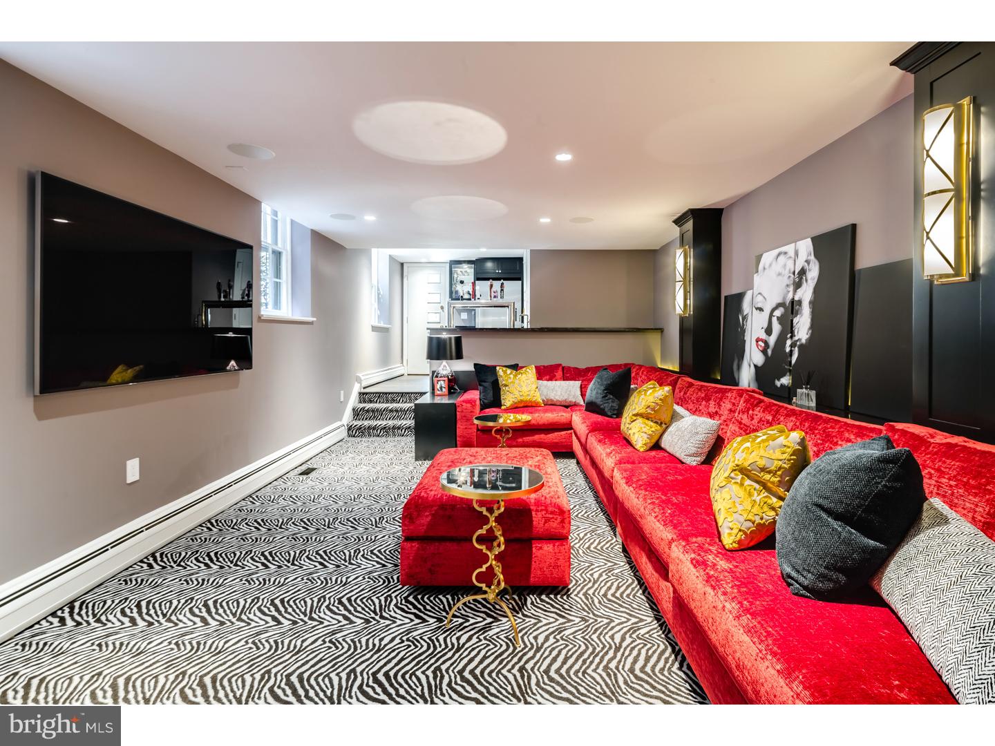 SOCIETY HILL - Residential