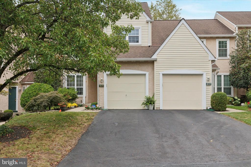 Photo of 405 Country Club Drive, LANSDALE, PA 19446 (MLS # PAMC2155926)