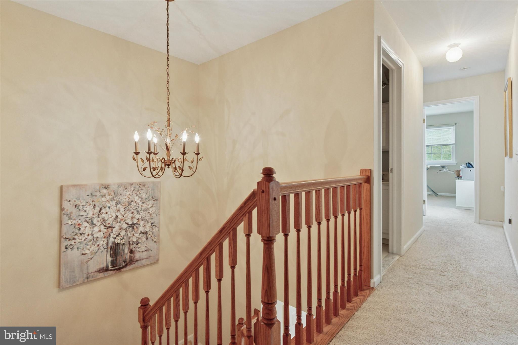 PINE CREST - Residential