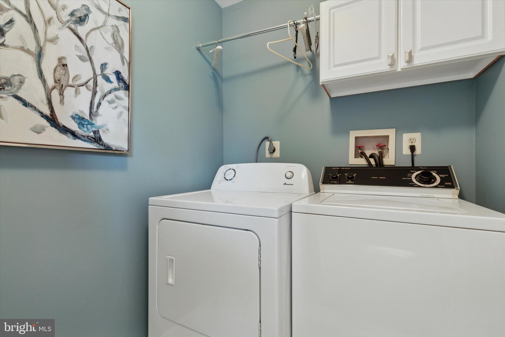 PINE CREST - Residential