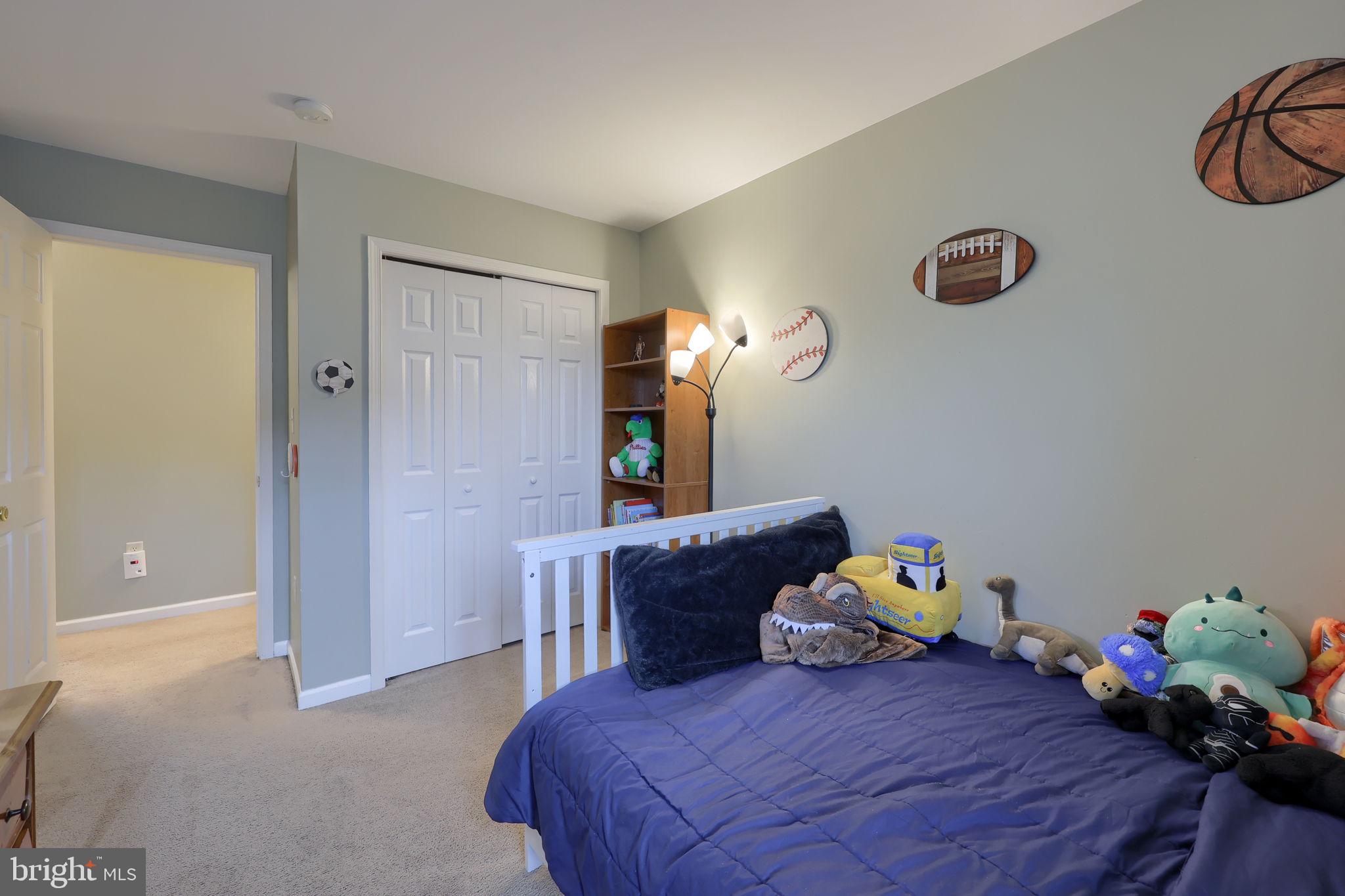 CASTLETON - Residential