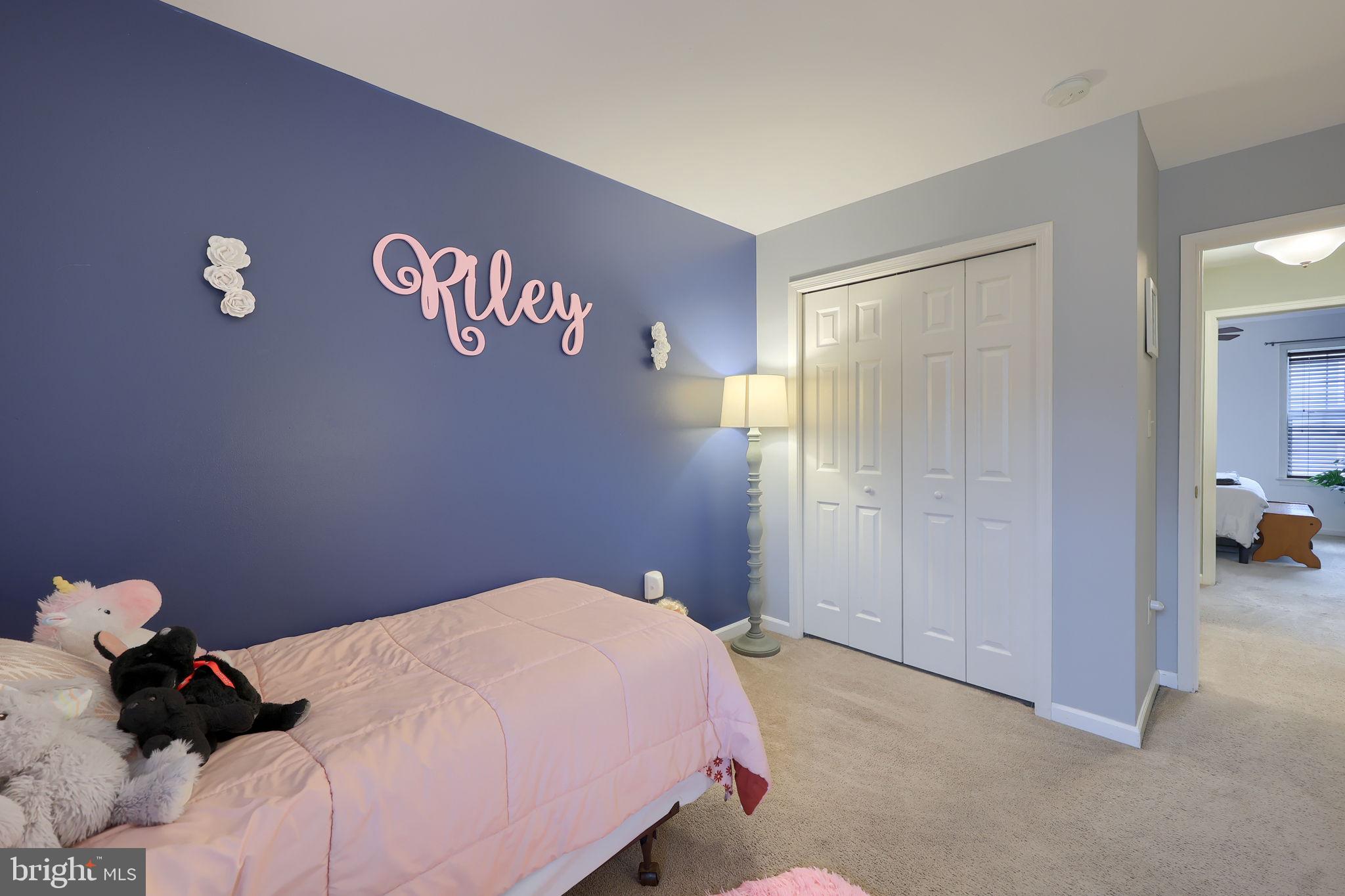 CASTLETON - Residential