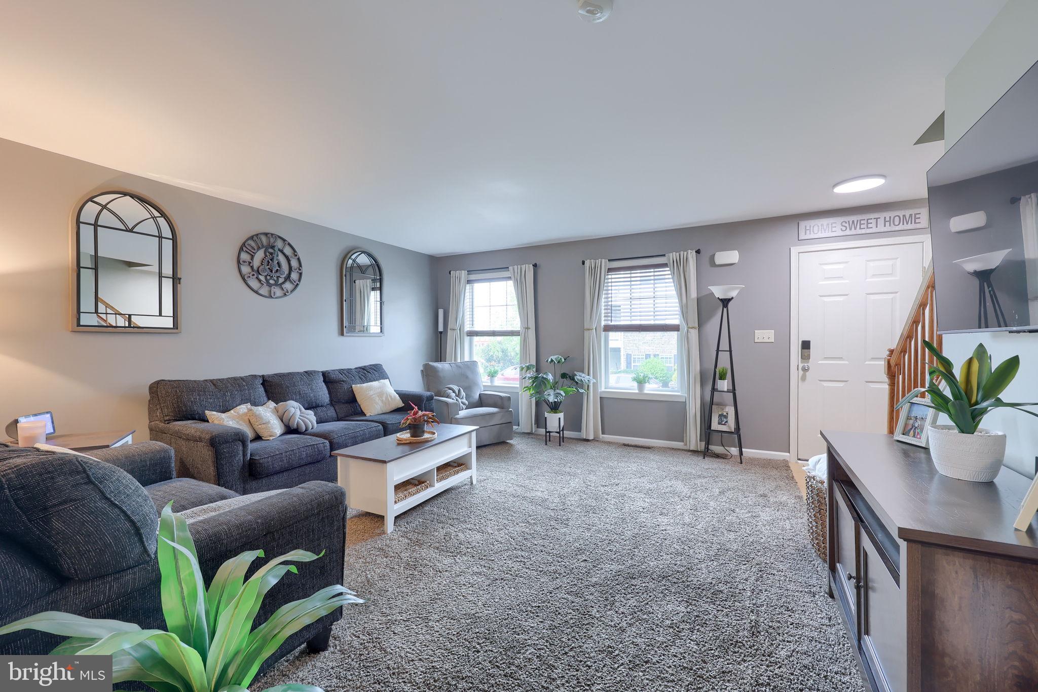 CASTLETON - Residential