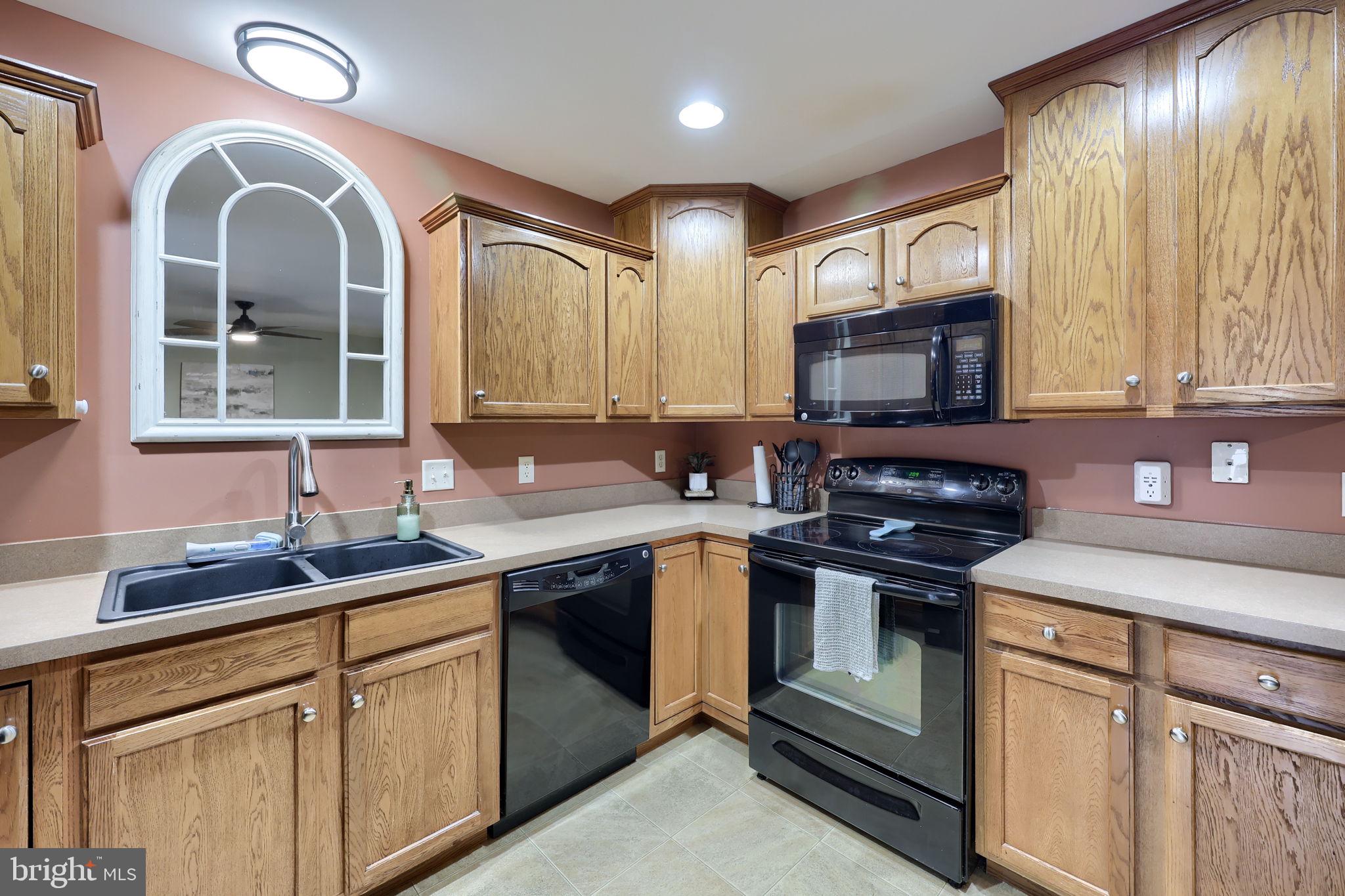 CASTLETON - Residential