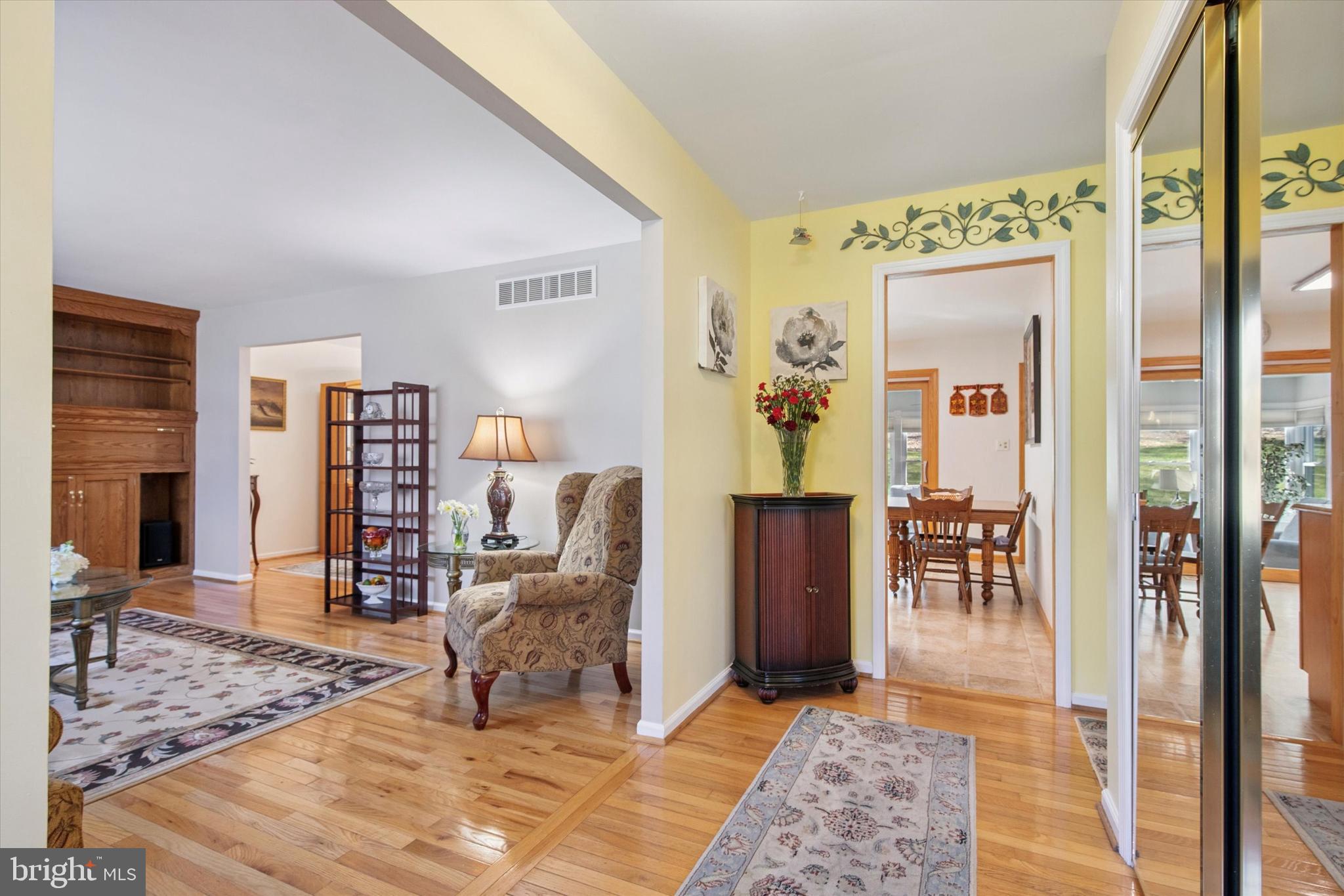 VALLEY VIEW - Residential