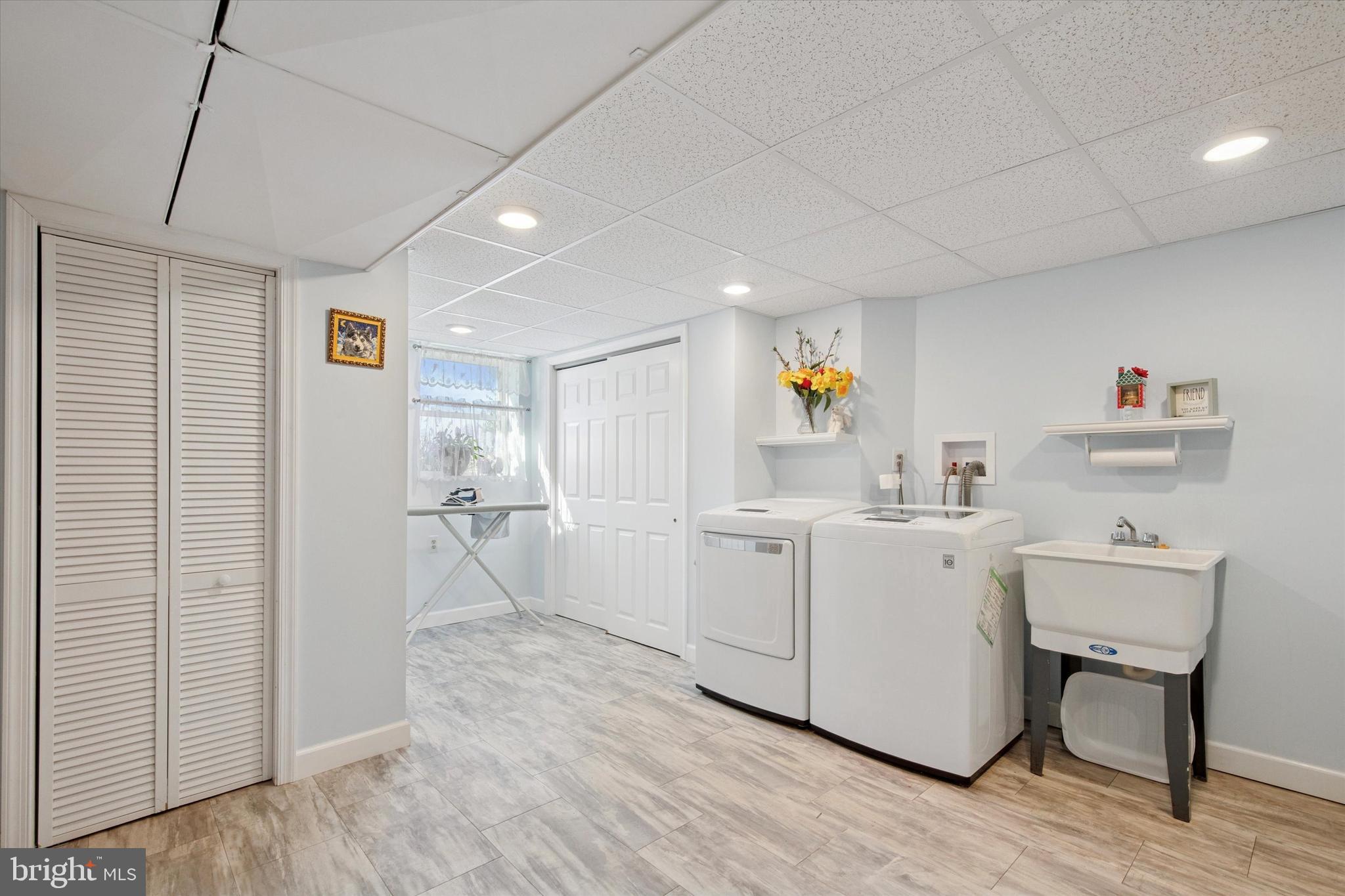 VALLEY VIEW - Residential