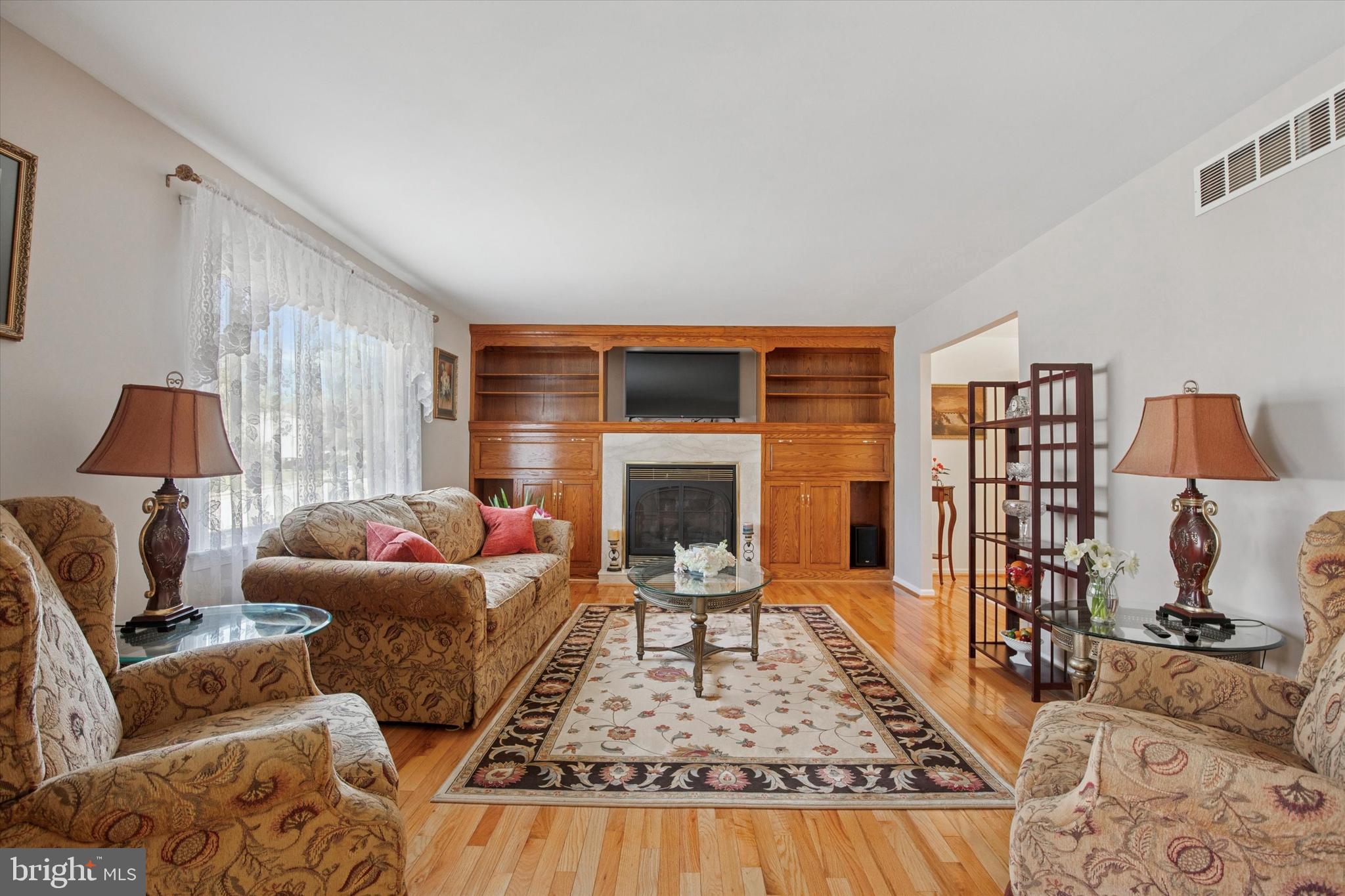 VALLEY VIEW - Residential