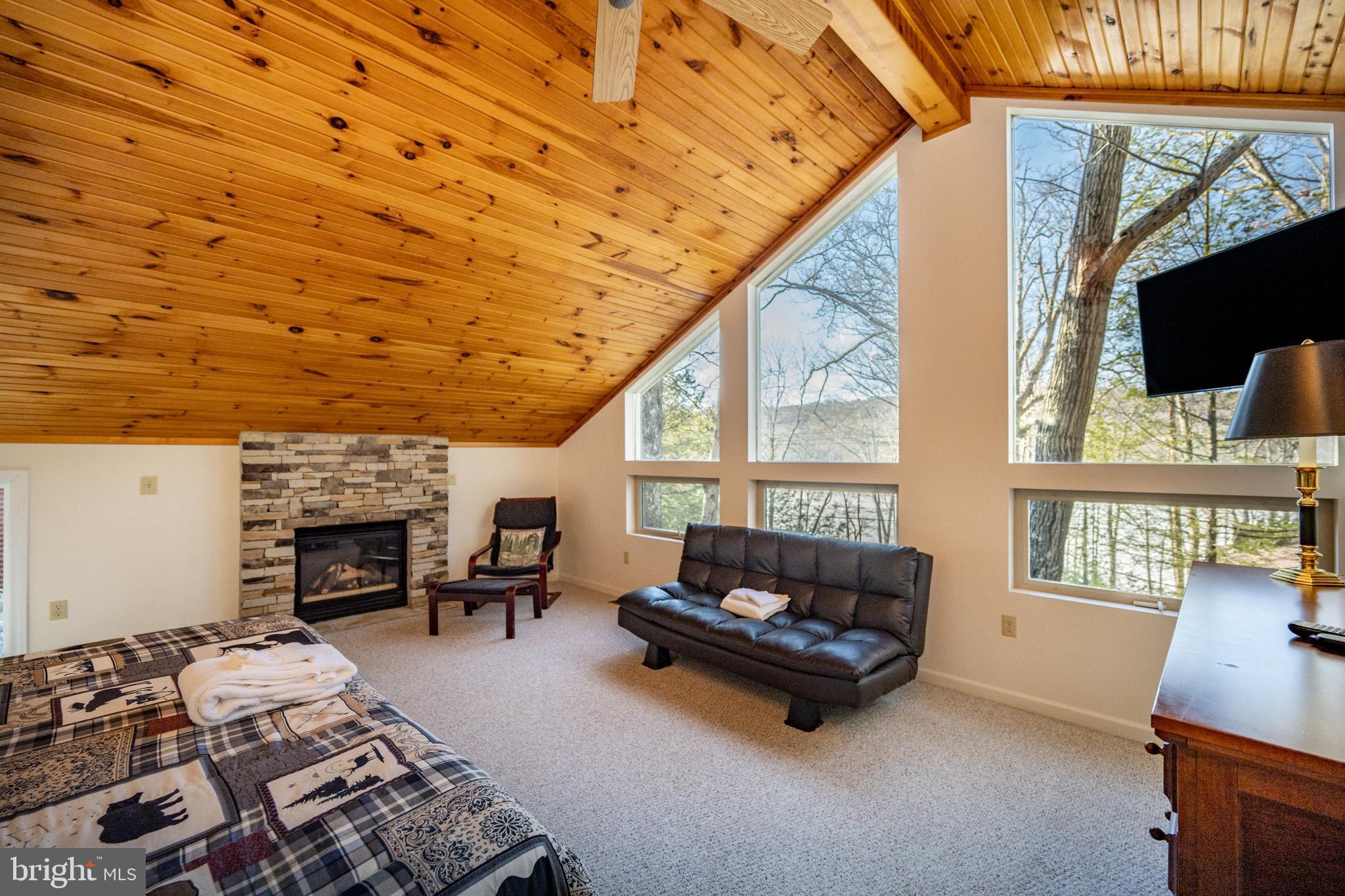 SLOAN TRACT - Residential