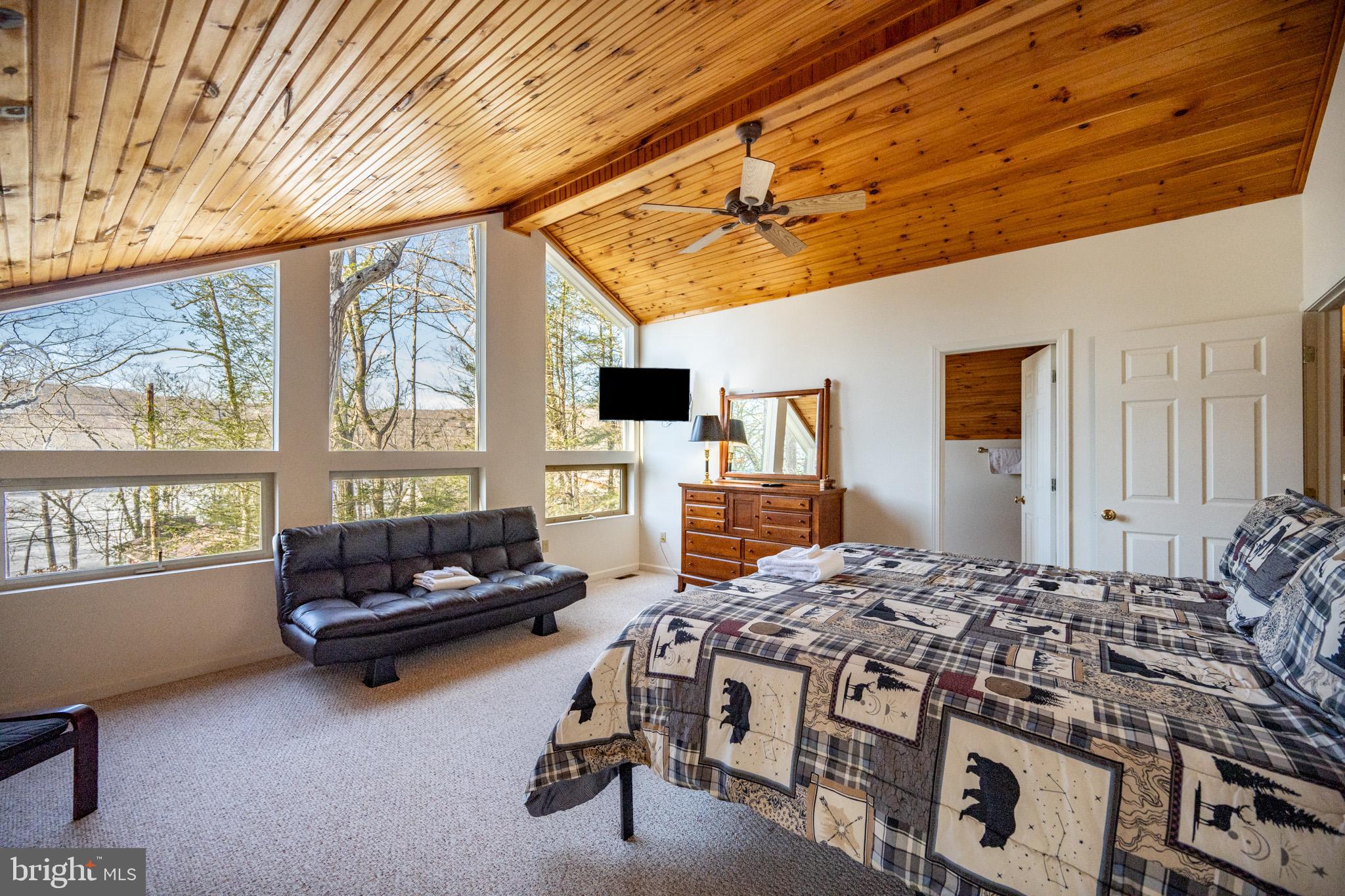 SLOAN TRACT - Residential