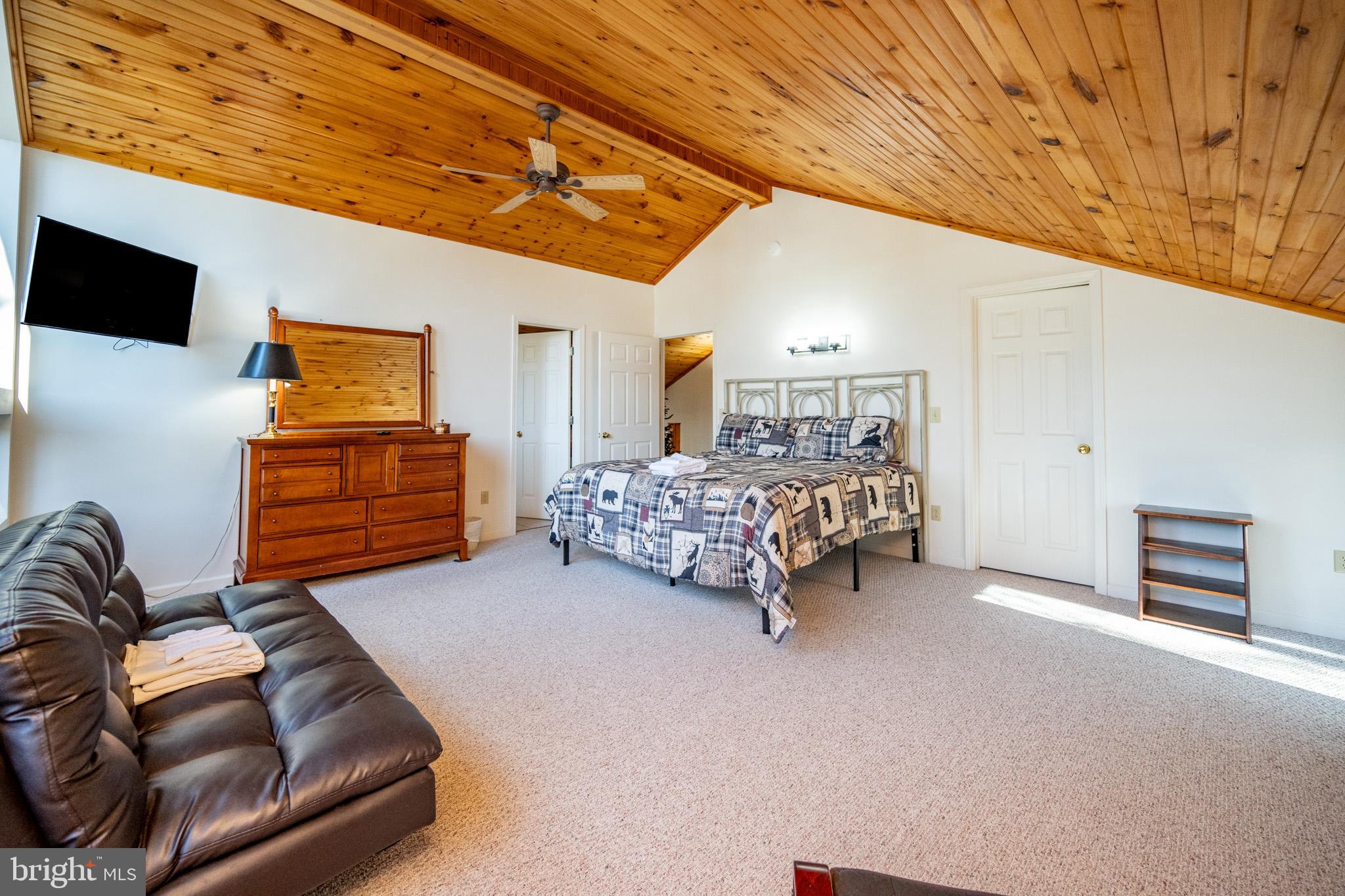 SLOAN TRACT - Residential