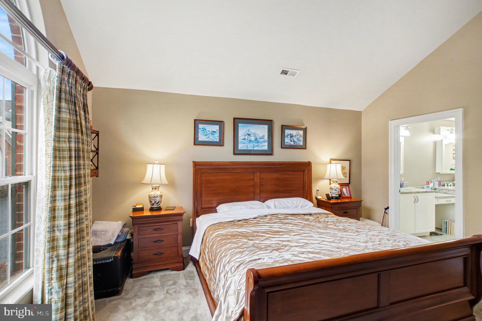 REGENCY PARK VILLAS - Residential