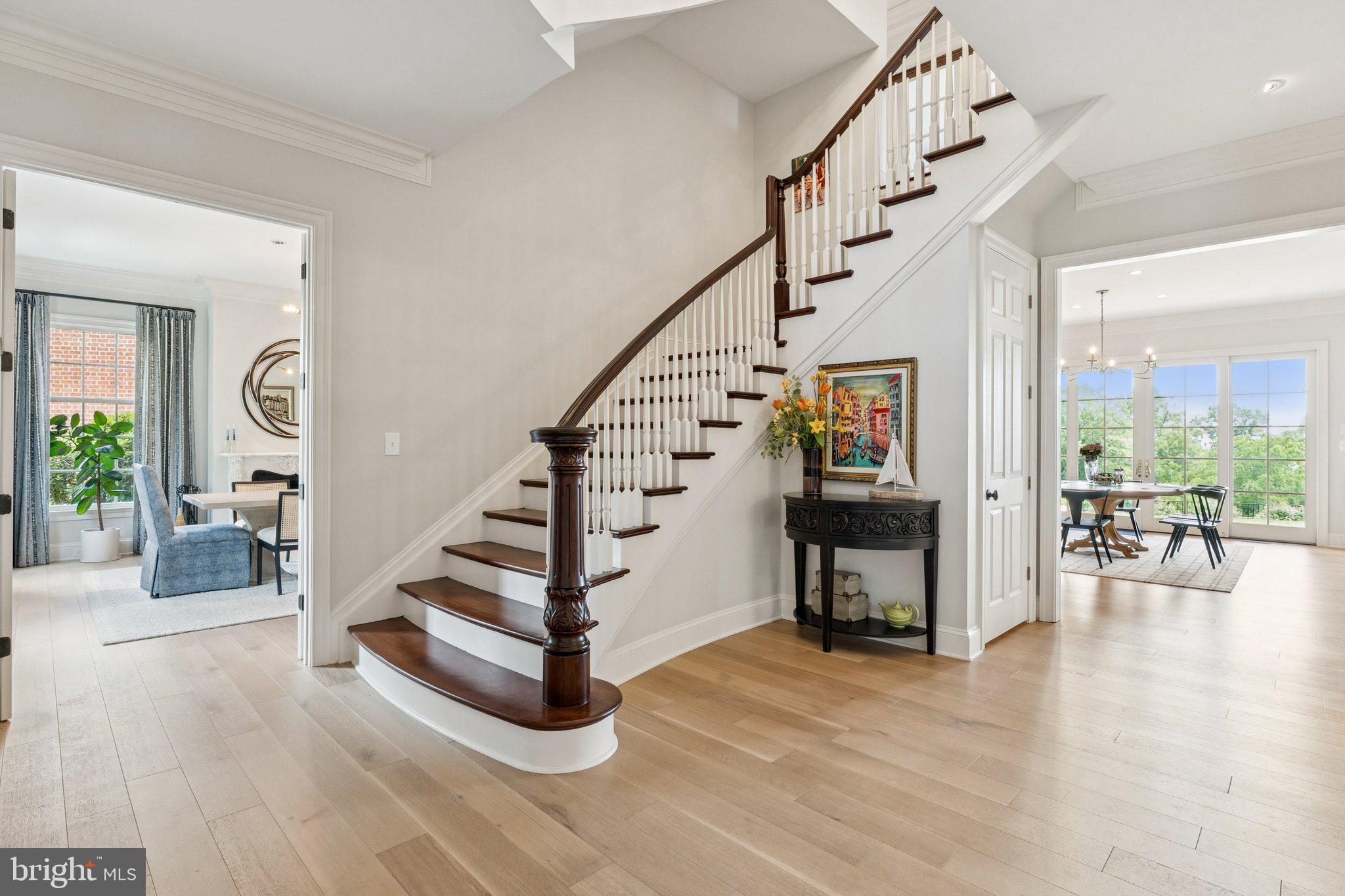 PENDENNIS MOUNT - Residential Lease