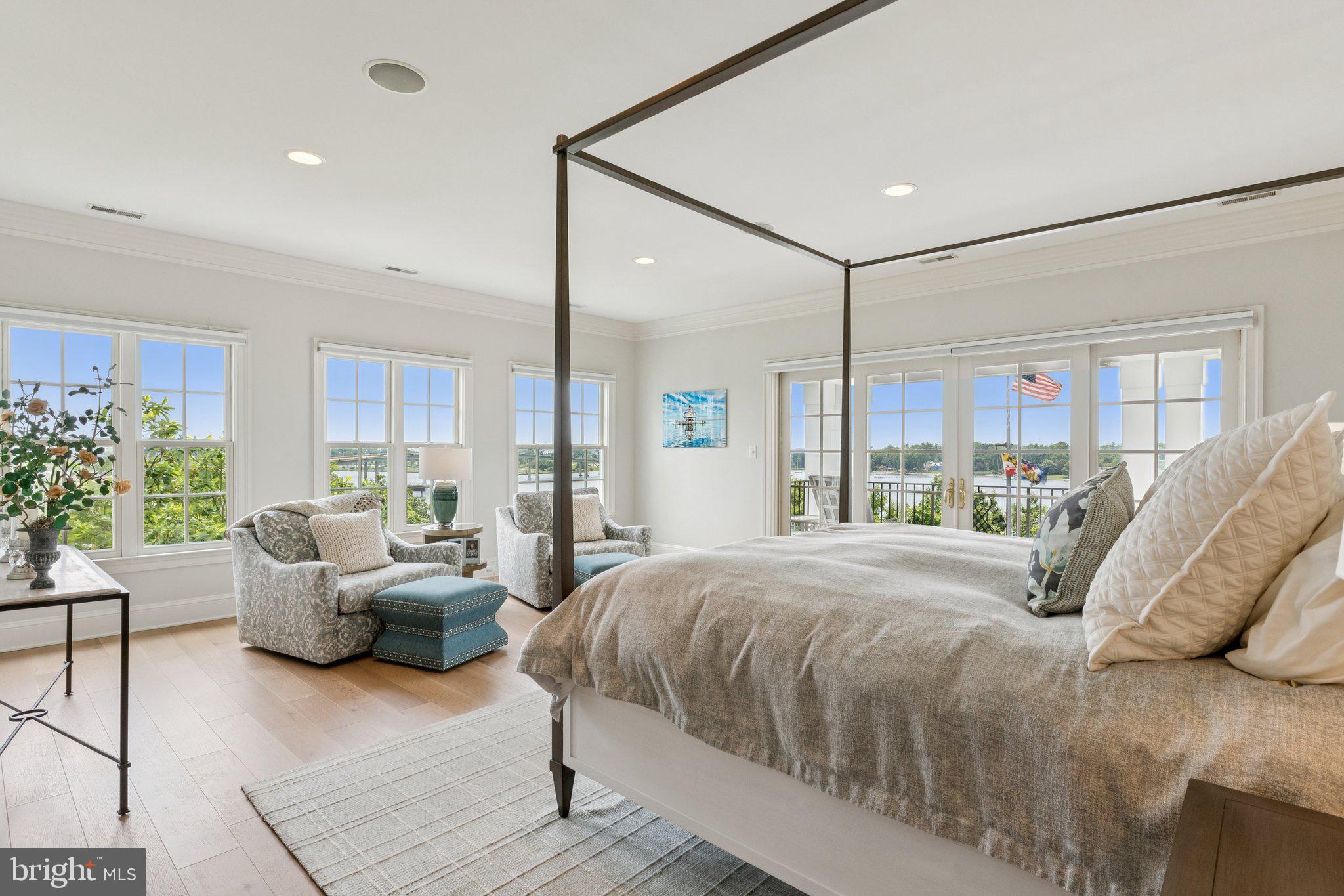 PENDENNIS MOUNT - Residential Lease
