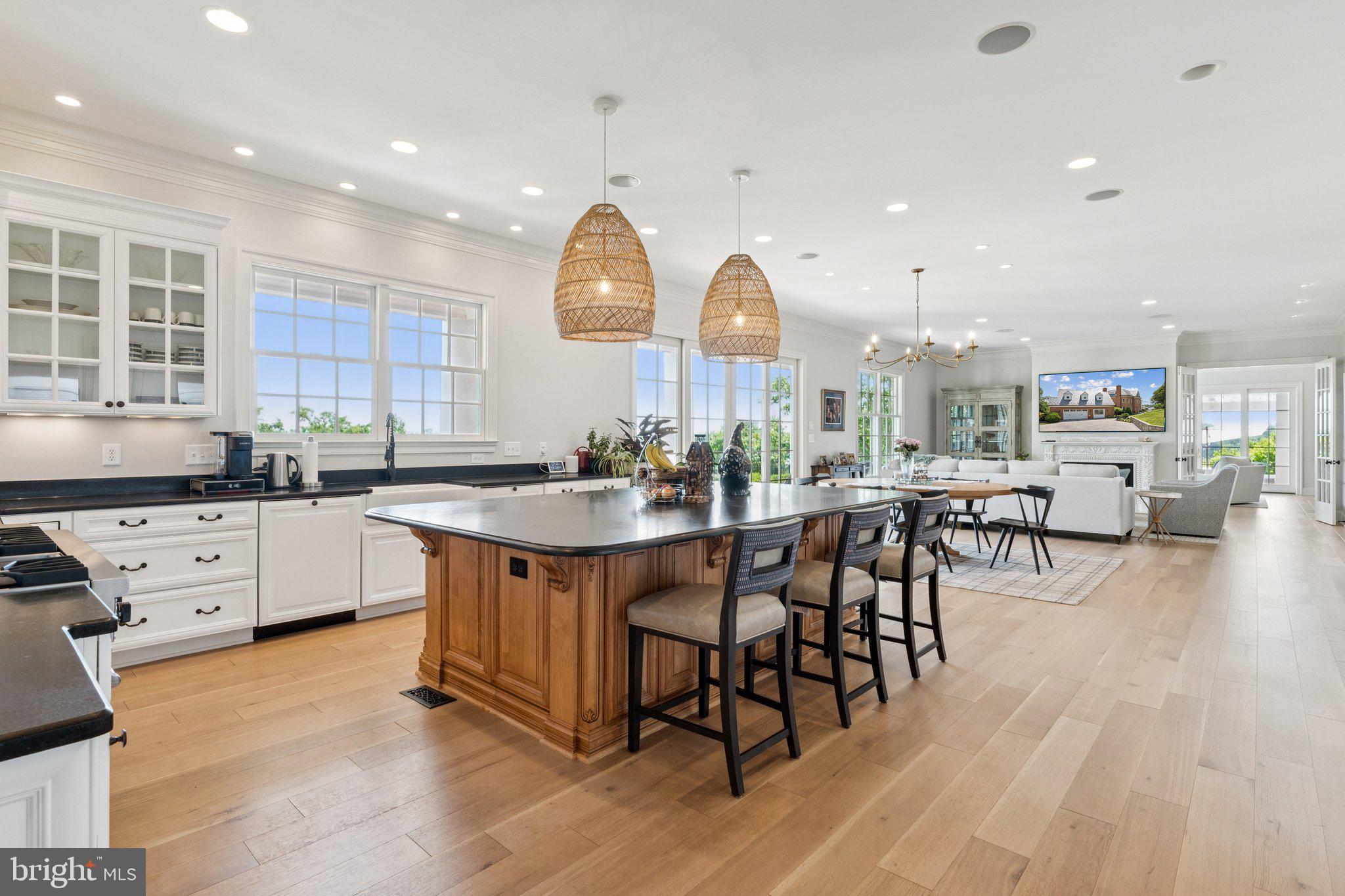 PENDENNIS MOUNT - Residential Lease