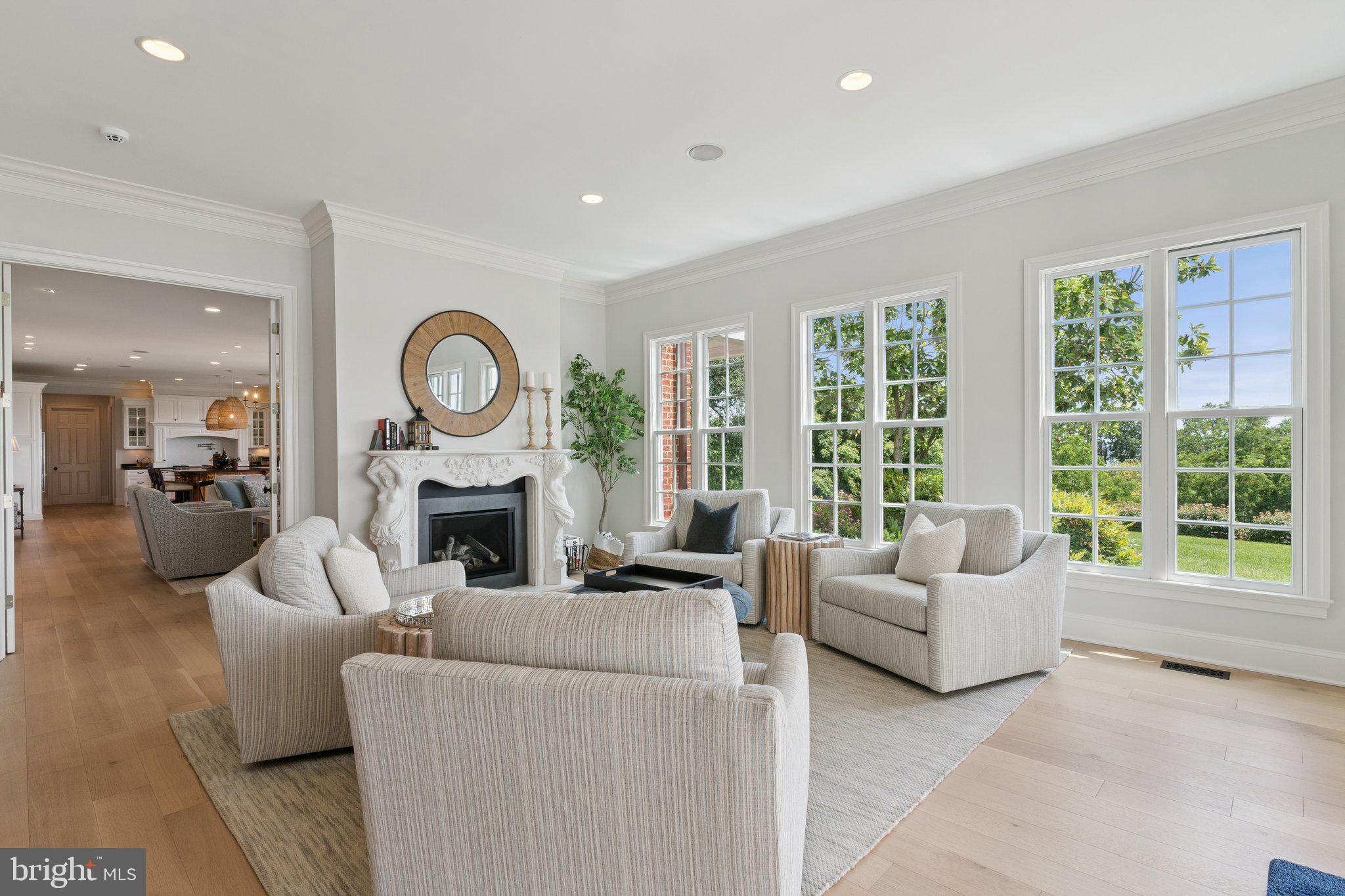 PENDENNIS MOUNT - Residential Lease