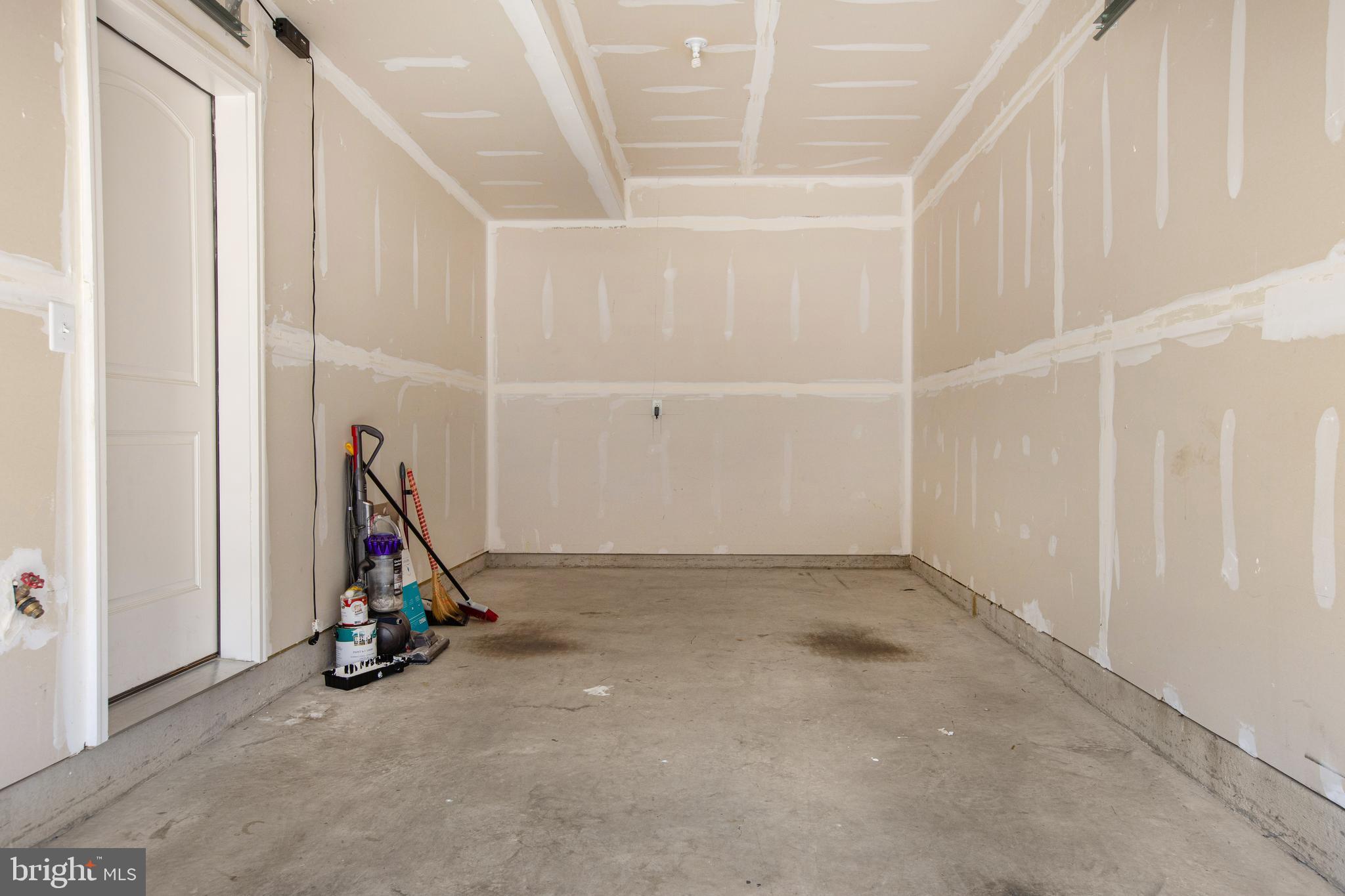 JACOBS MEADOW - Residential