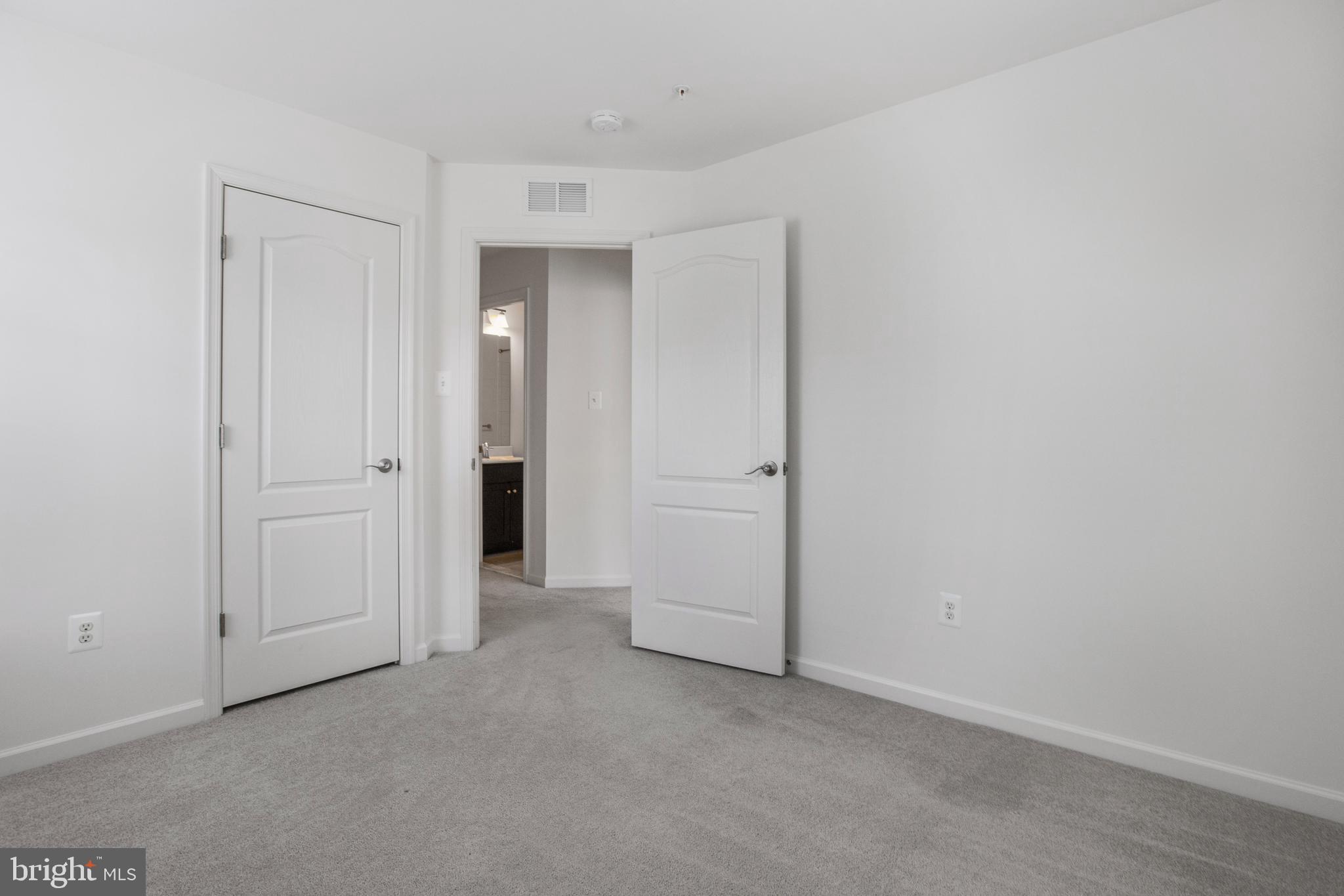 JACOBS MEADOW - Residential