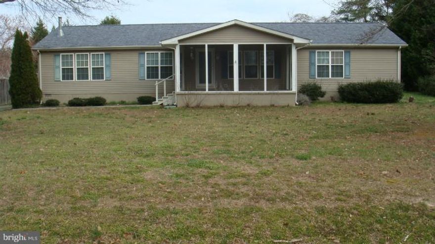 Spacious 3 bedroom, 2 bath home with LARGE master, en suite master bath & walk-in closet. Separate dining room, eat-in kitchen area, gas fireplace in the vaulted ceiling living room. Big yard, screened front porch, open back deck. LOTS of great amenities! NO LAWN CARE! QAC schools & convenient to Rt. 213!