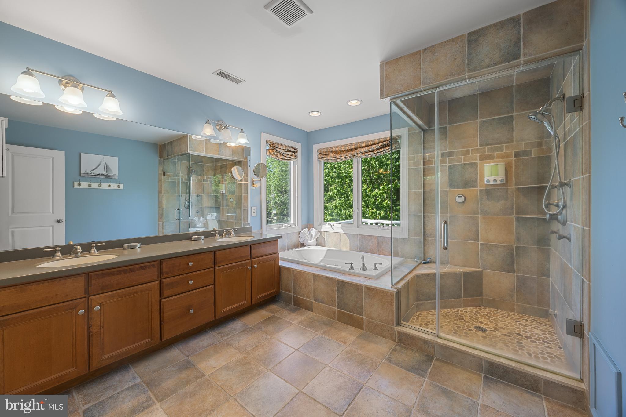 EASTPORT - Residential