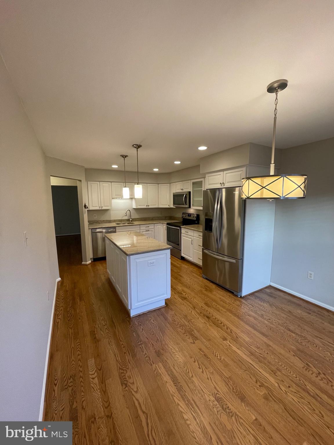 LUXBERRY COURTS - Residential Lease