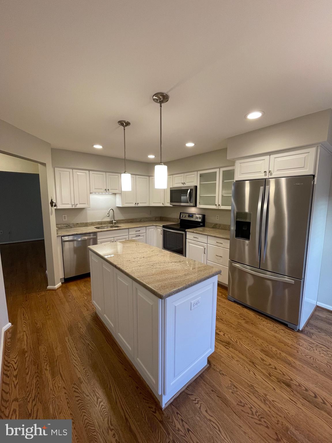 LUXBERRY COURTS - Residential Lease