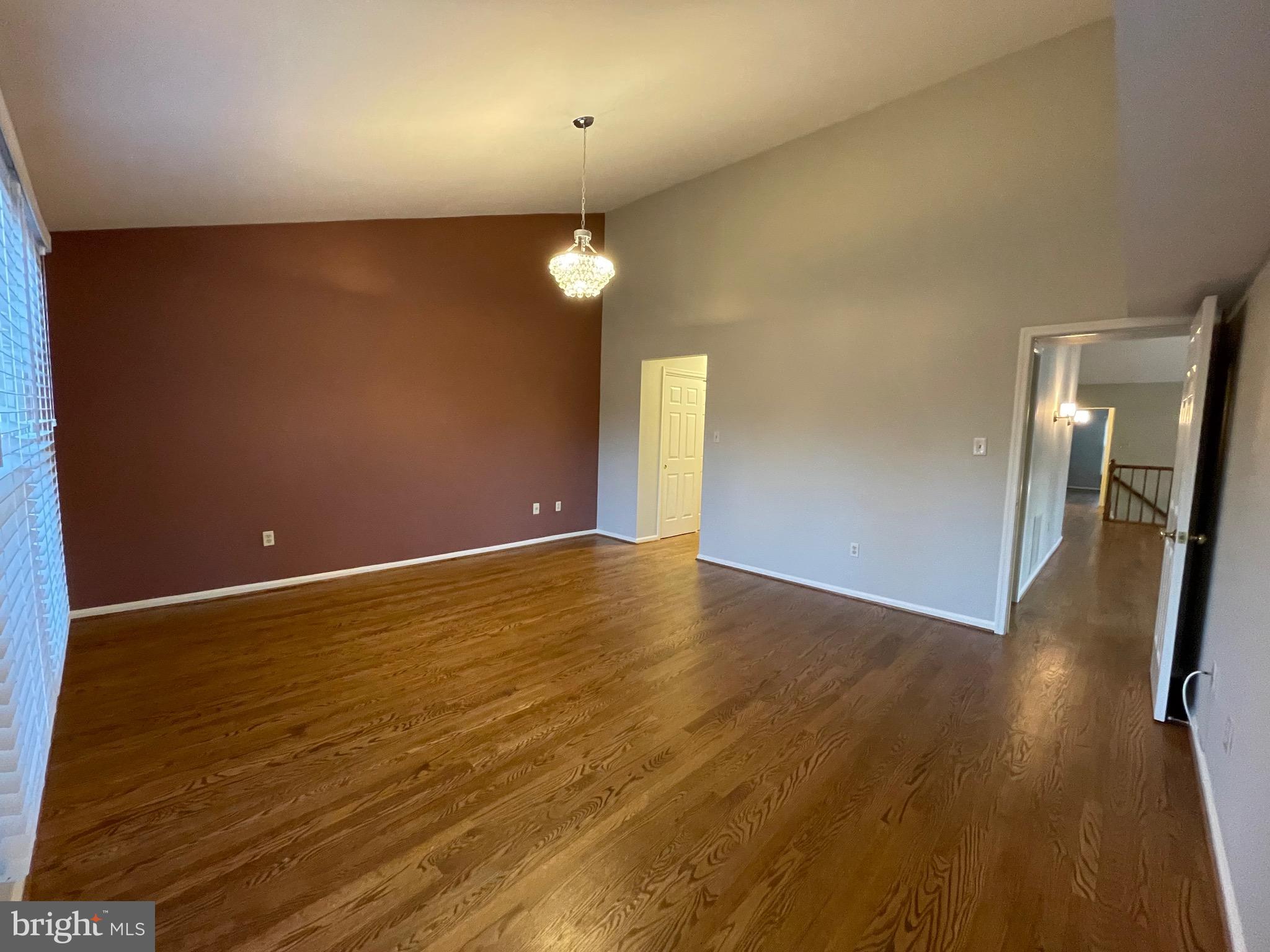 LUXBERRY COURTS - Residential Lease