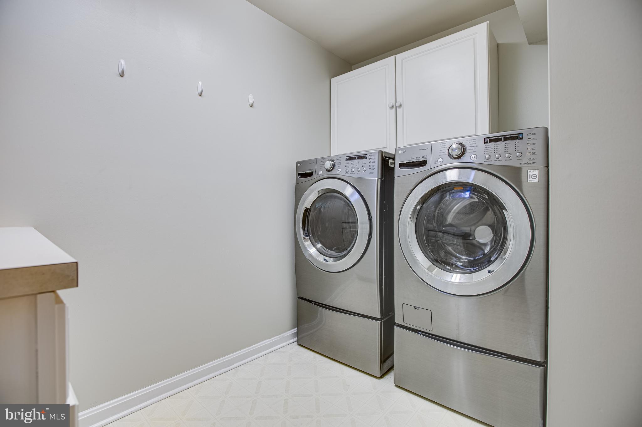 SMOKETREE - Residential