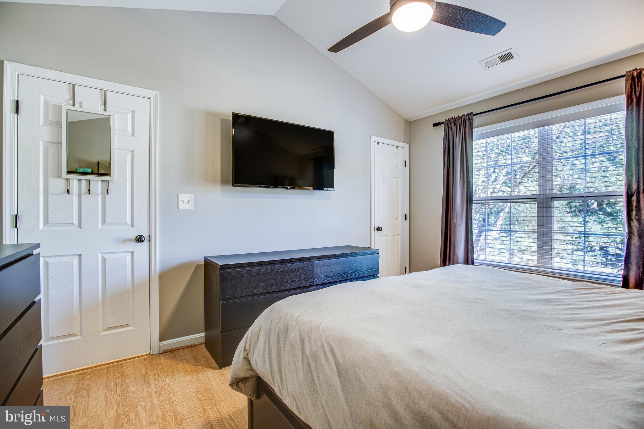 SMOKETREE - Residential