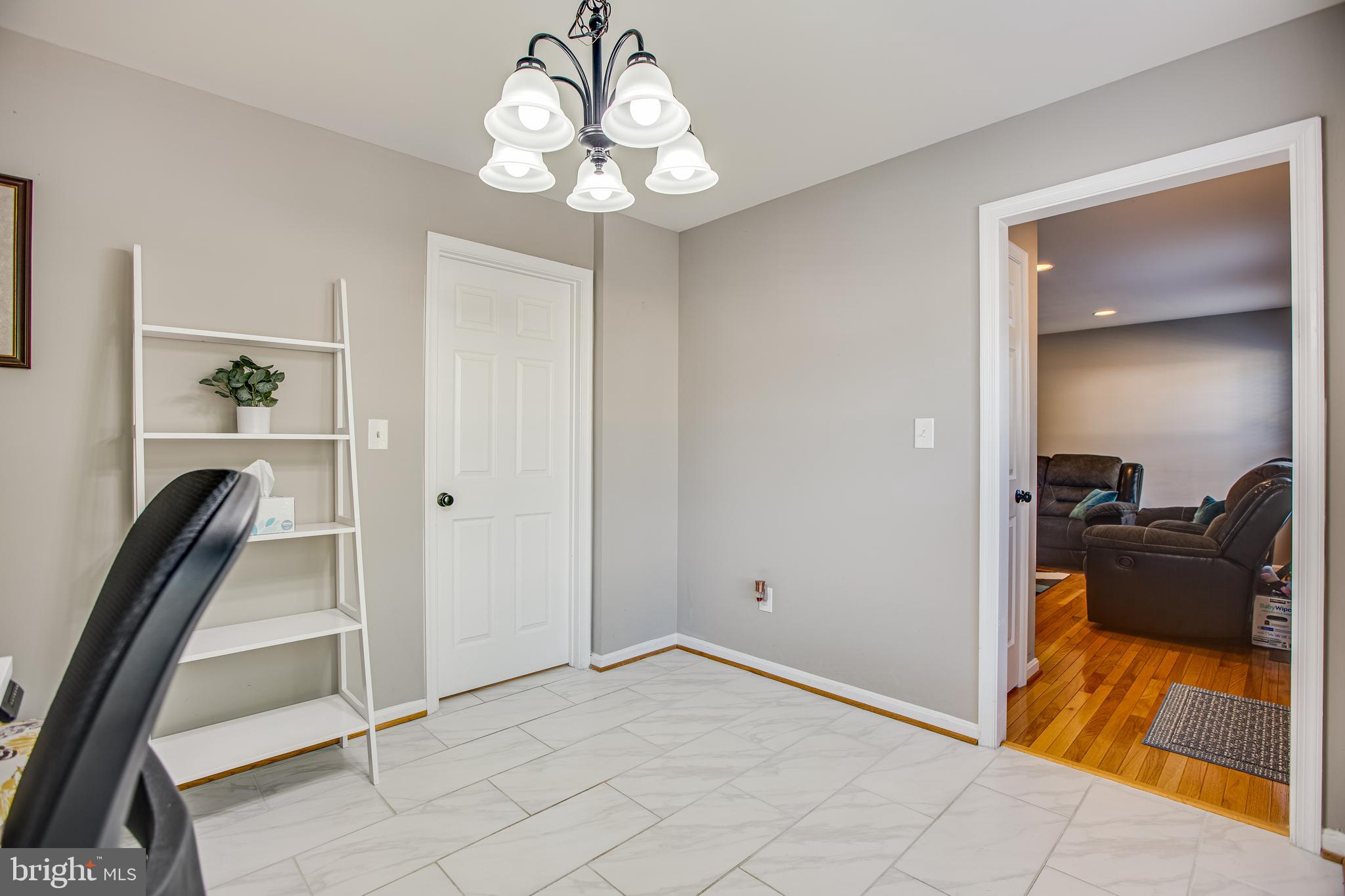 SMOKETREE - Residential