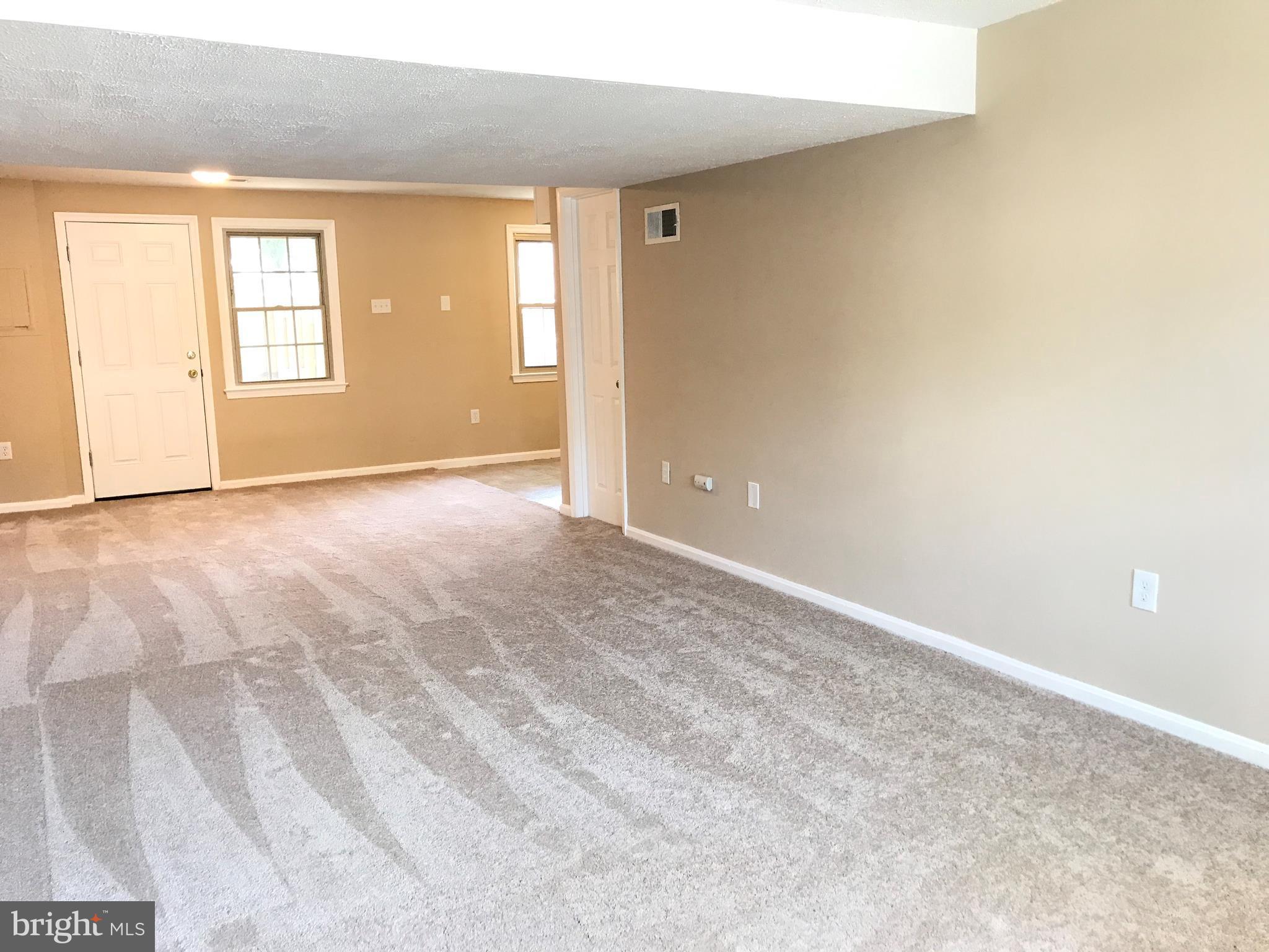 PINEWOOD HILL - Residential