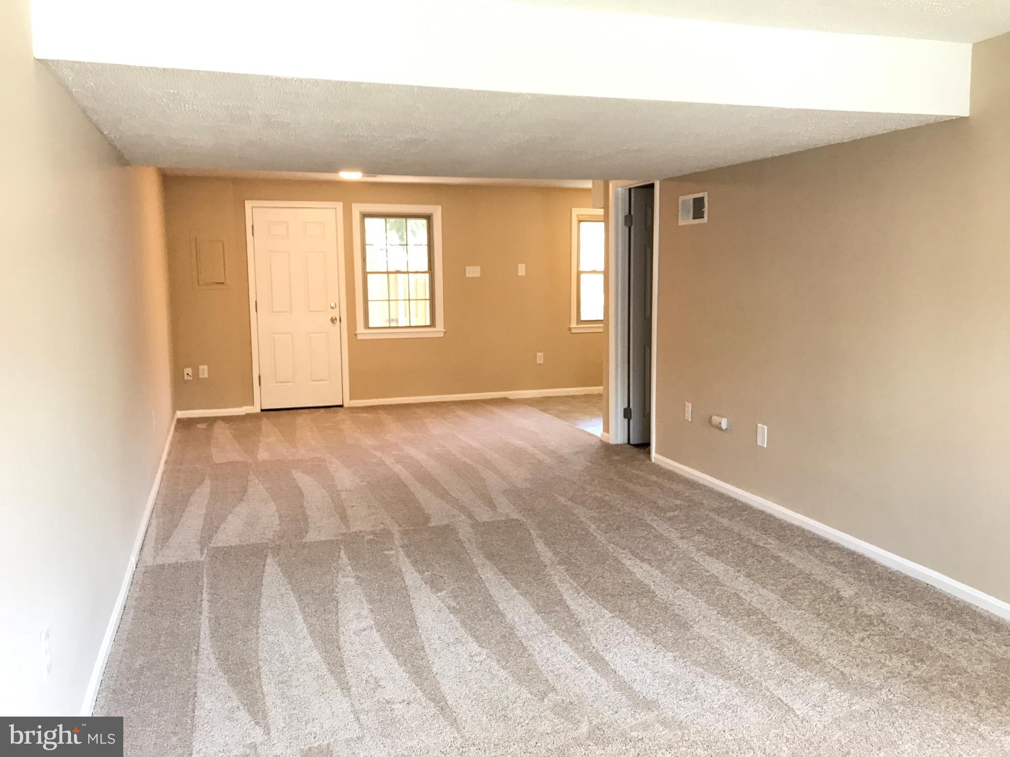 PINEWOOD HILL - Residential