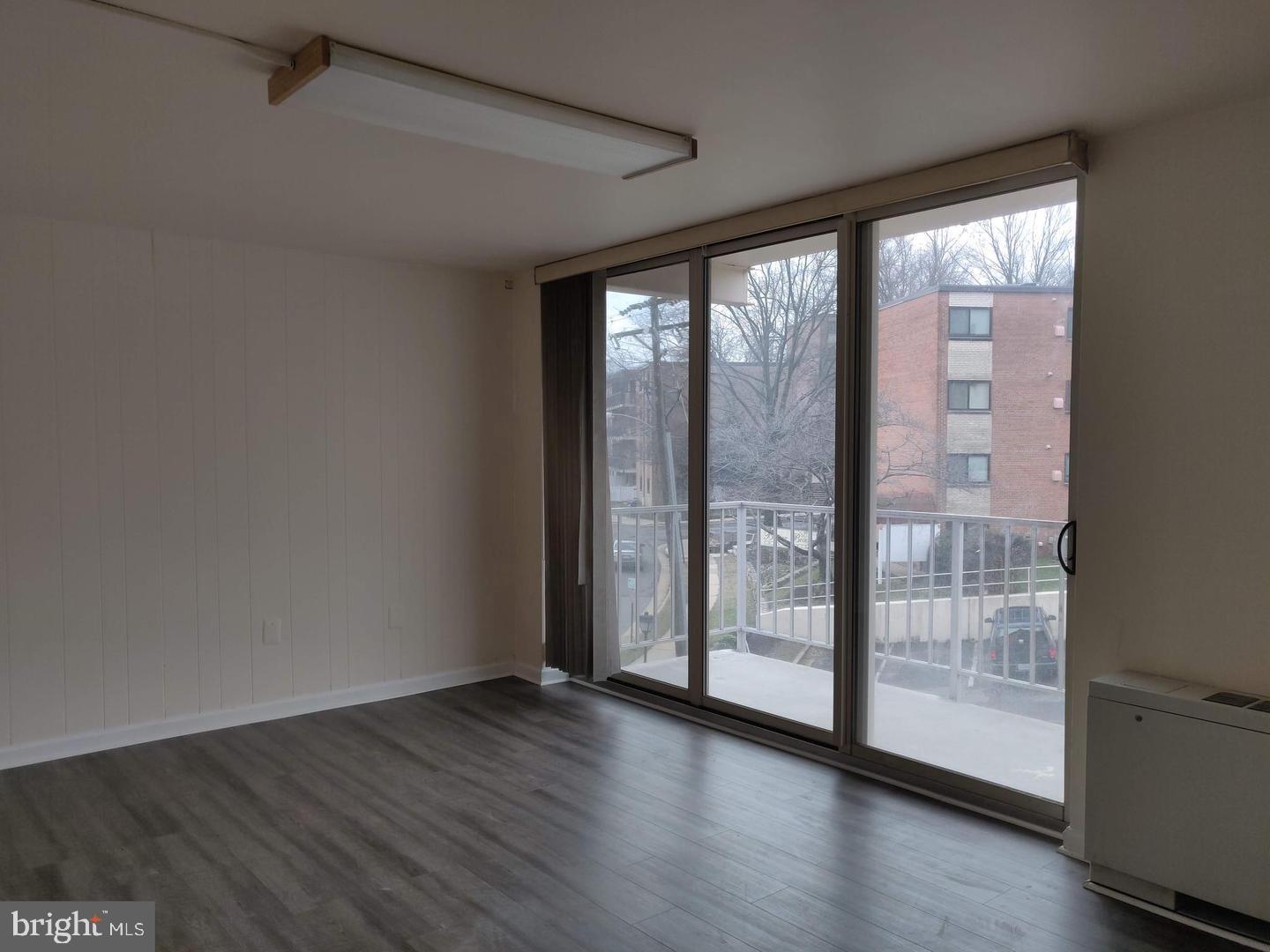 BOLLING BROOK TOWERS - Residential Lease