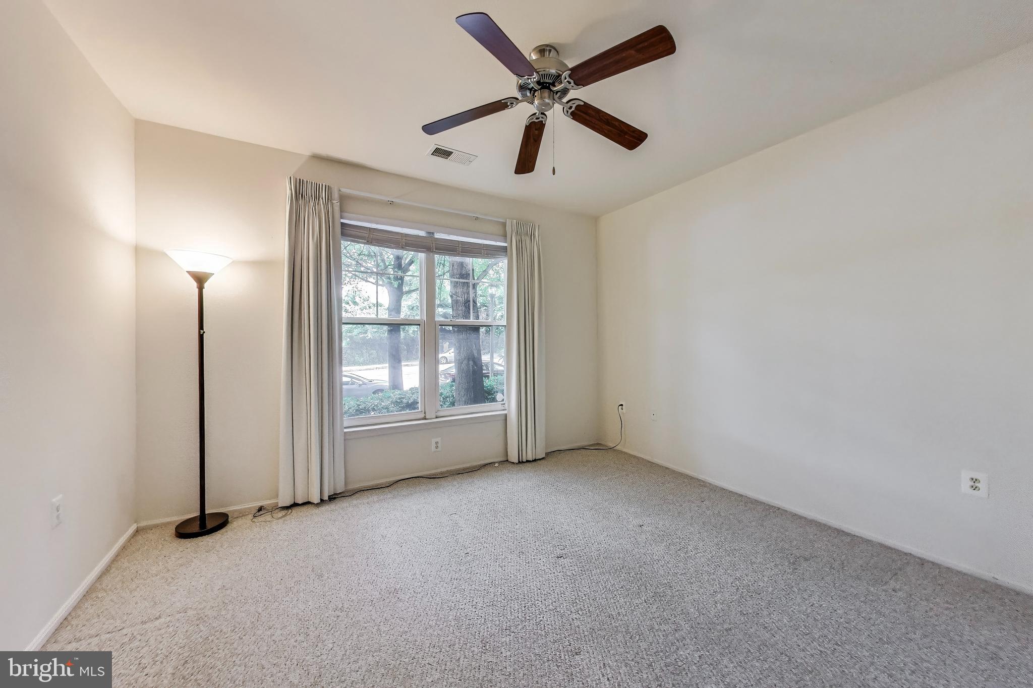 WHITE FLINT STATION - Residential Lease