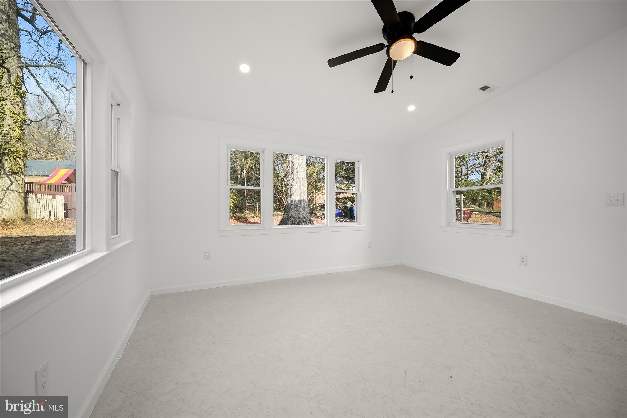 UNIVERSITY PARK - Residential