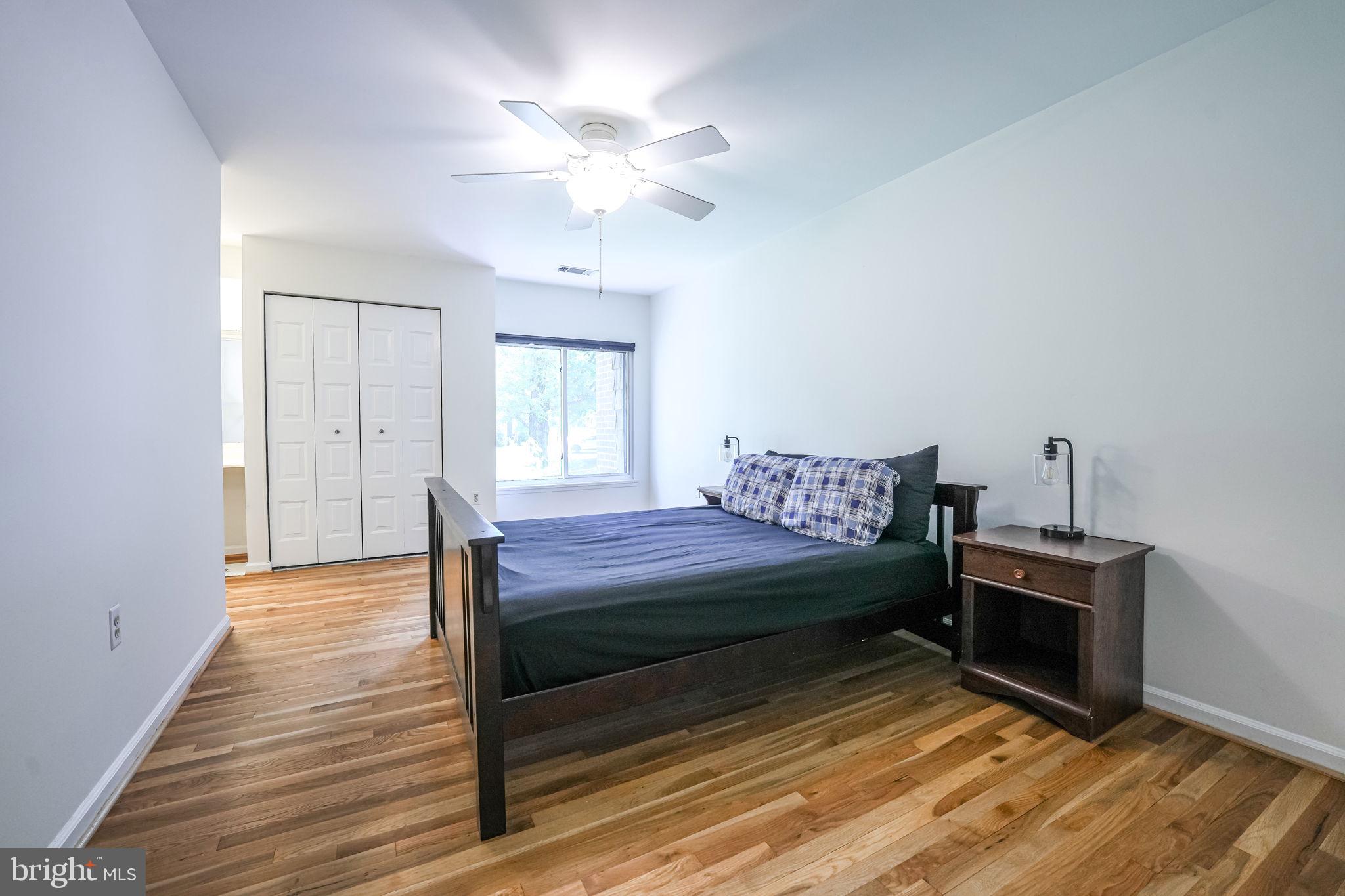 AMERICANA FAIRFAX - Residential Lease