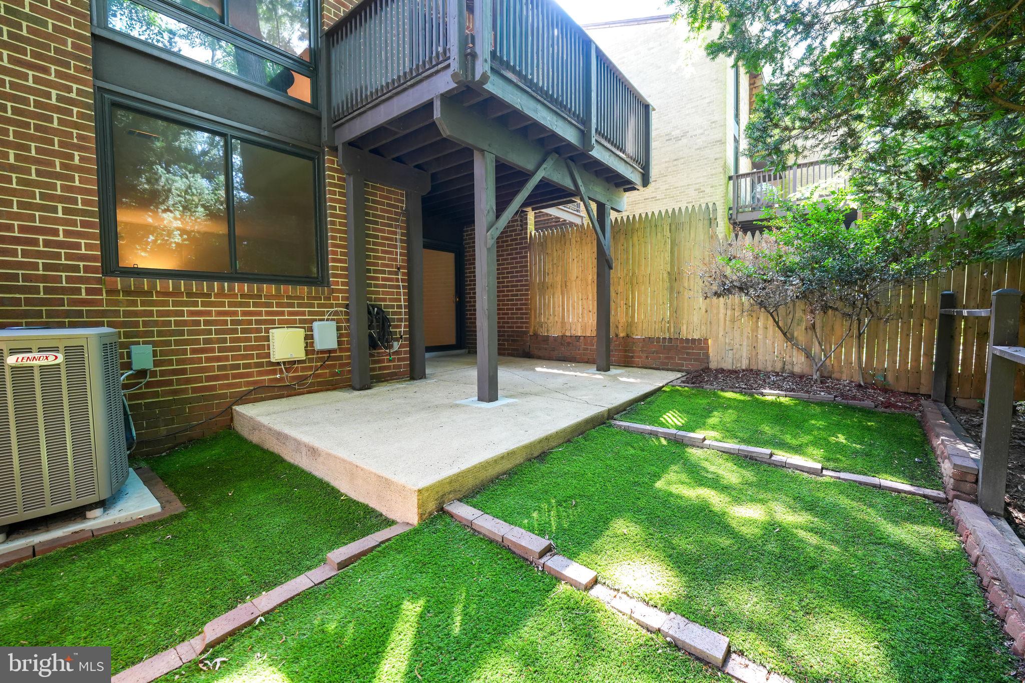 AMERICANA FAIRFAX - Residential Lease