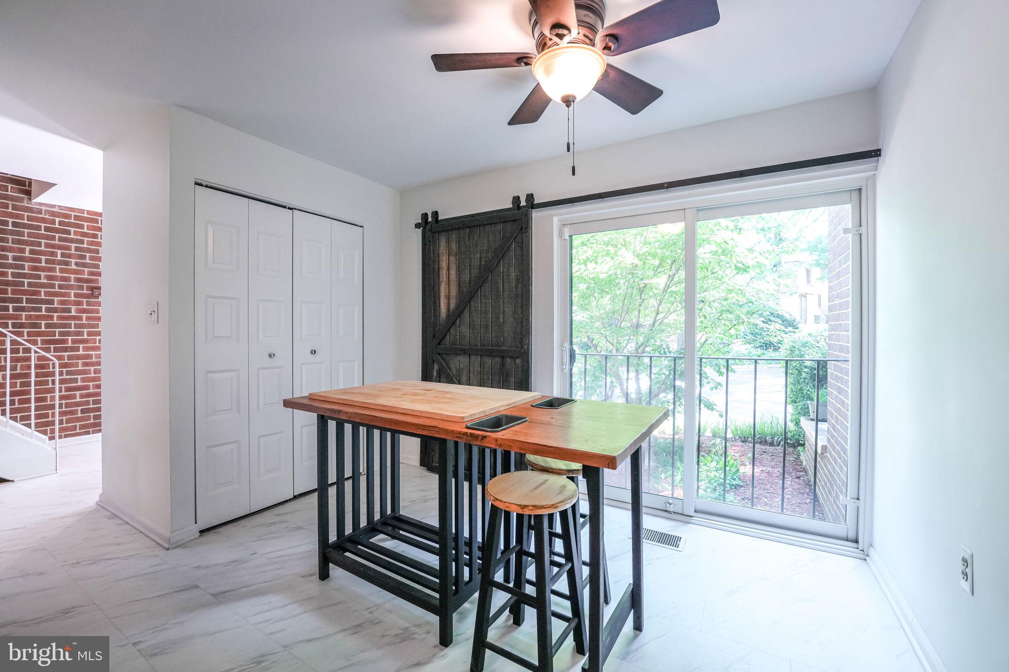 AMERICANA FAIRFAX - Residential Lease