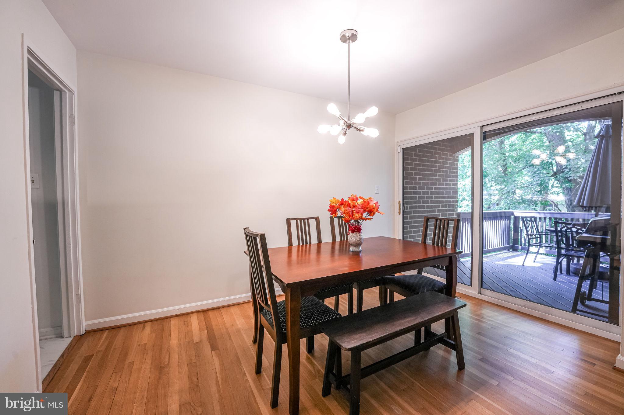 AMERICANA FAIRFAX - Residential Lease